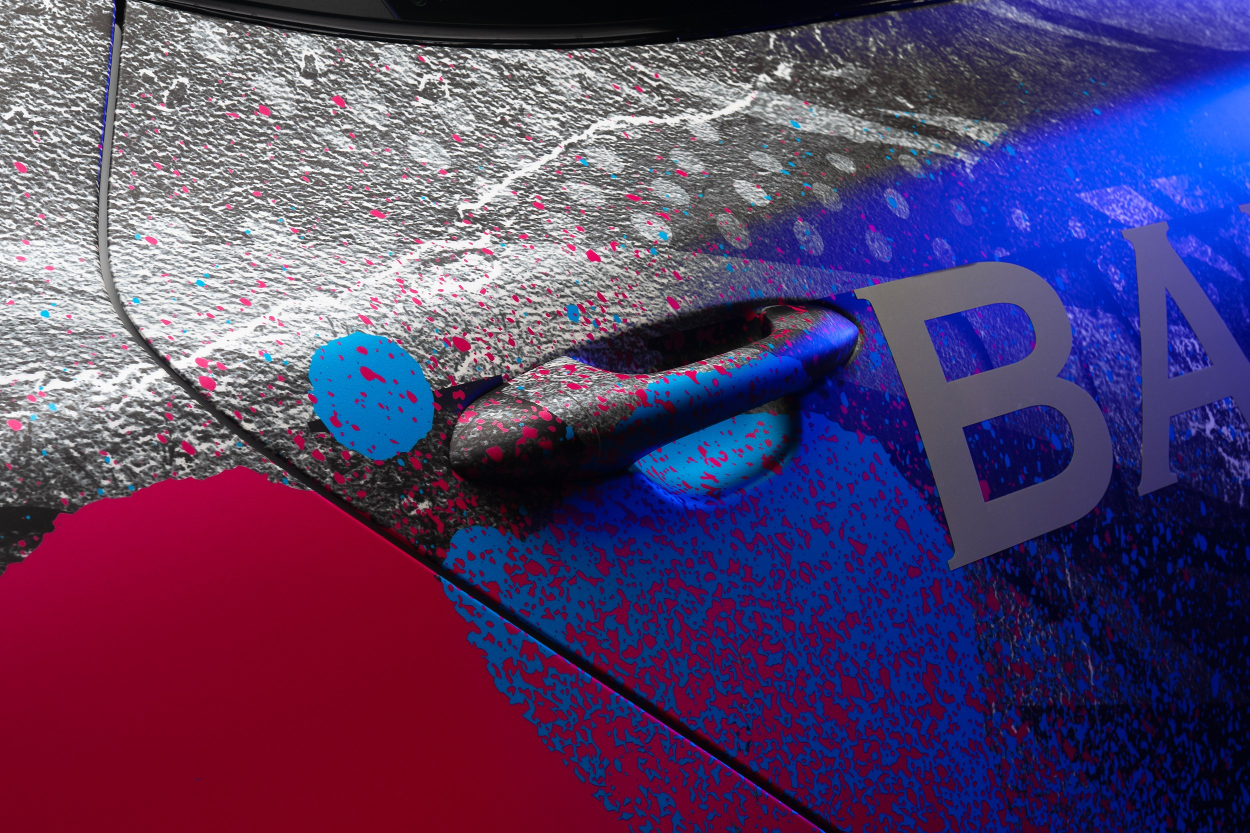 Винилография на Kia Ceed II. Студия дизайна и оклейки авто Barmaley Design