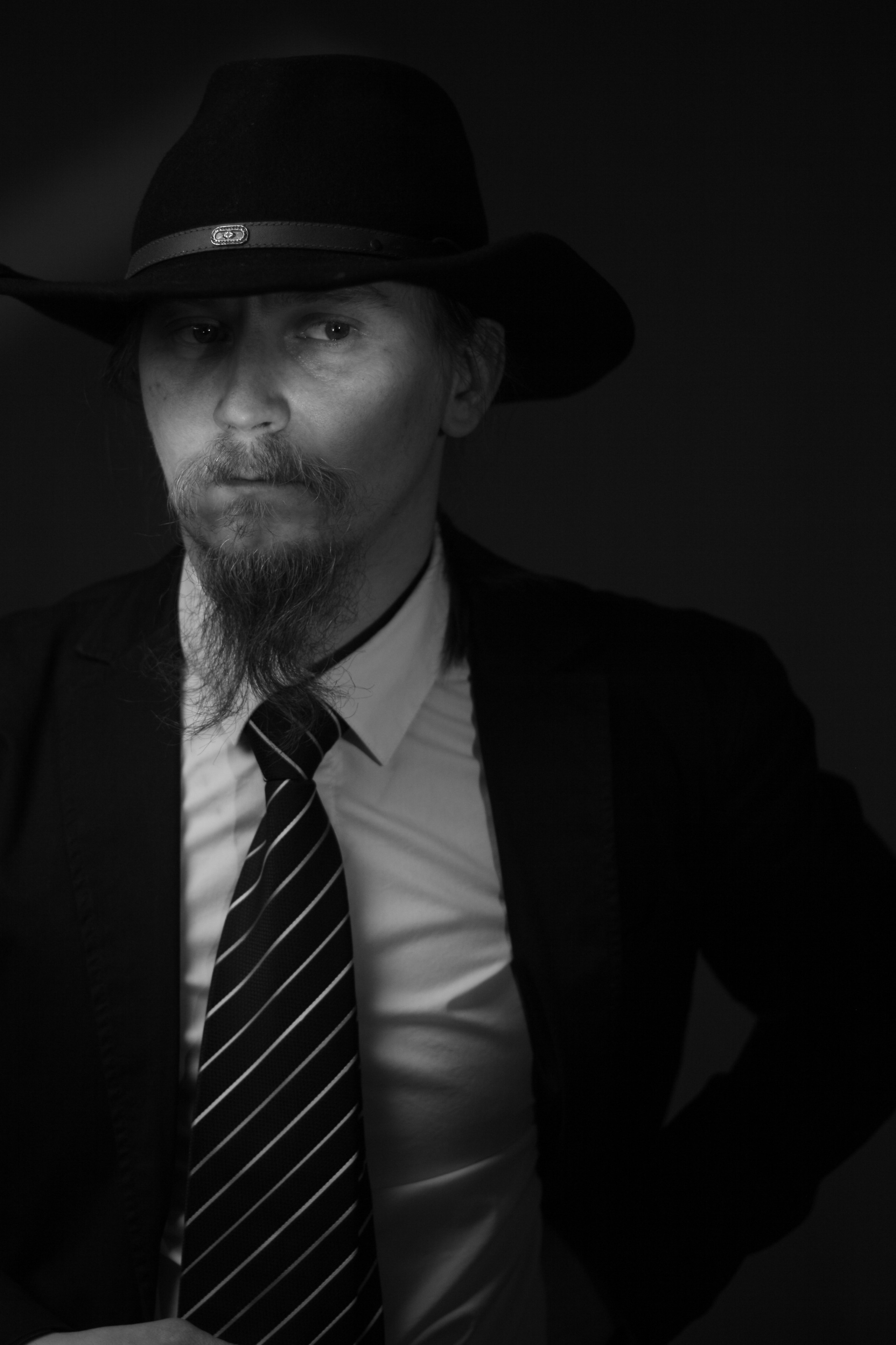 Паша. Главная