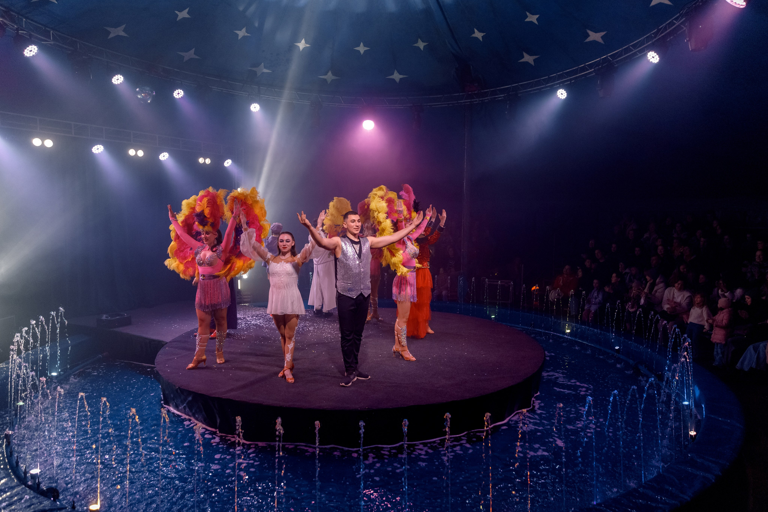 Цирк на воде. Свадебный фотограф Иркутск, репортажный фотограф Иркутск