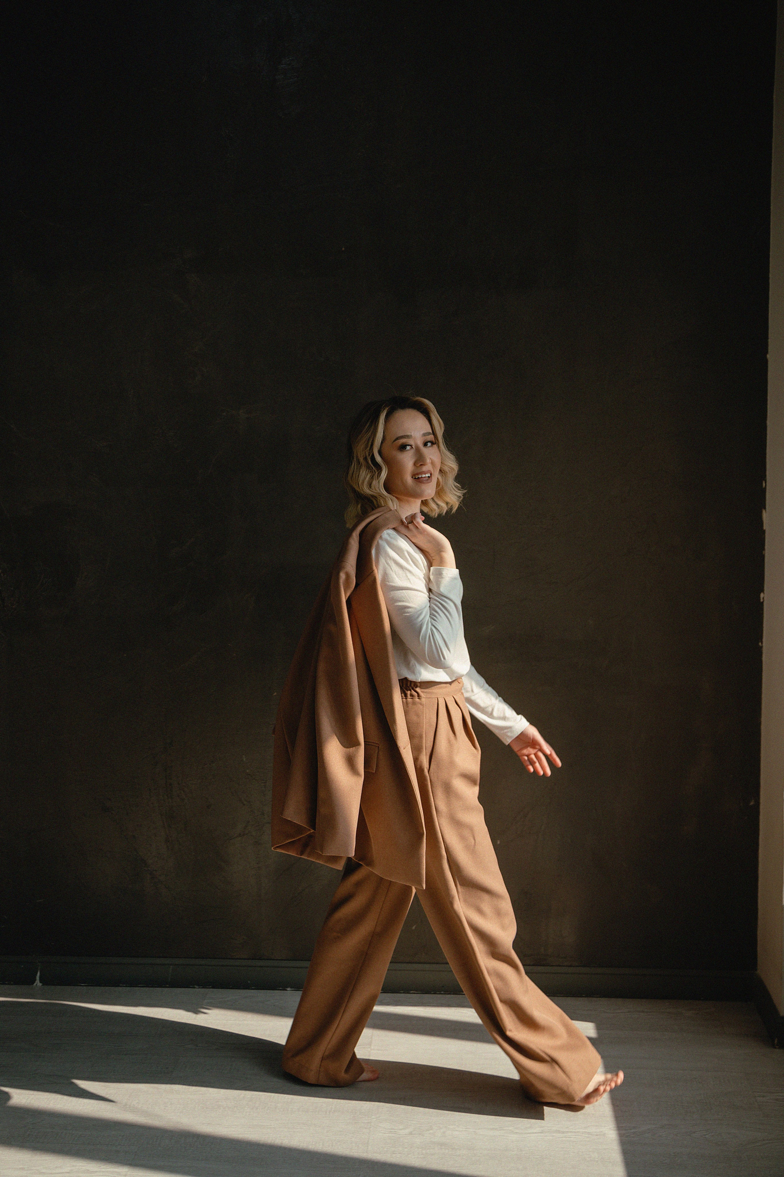 Фотосессия Нурбану в фотостудии LightHub. Свадебный, семейный и портретный фотограф в Алматы, Костанай