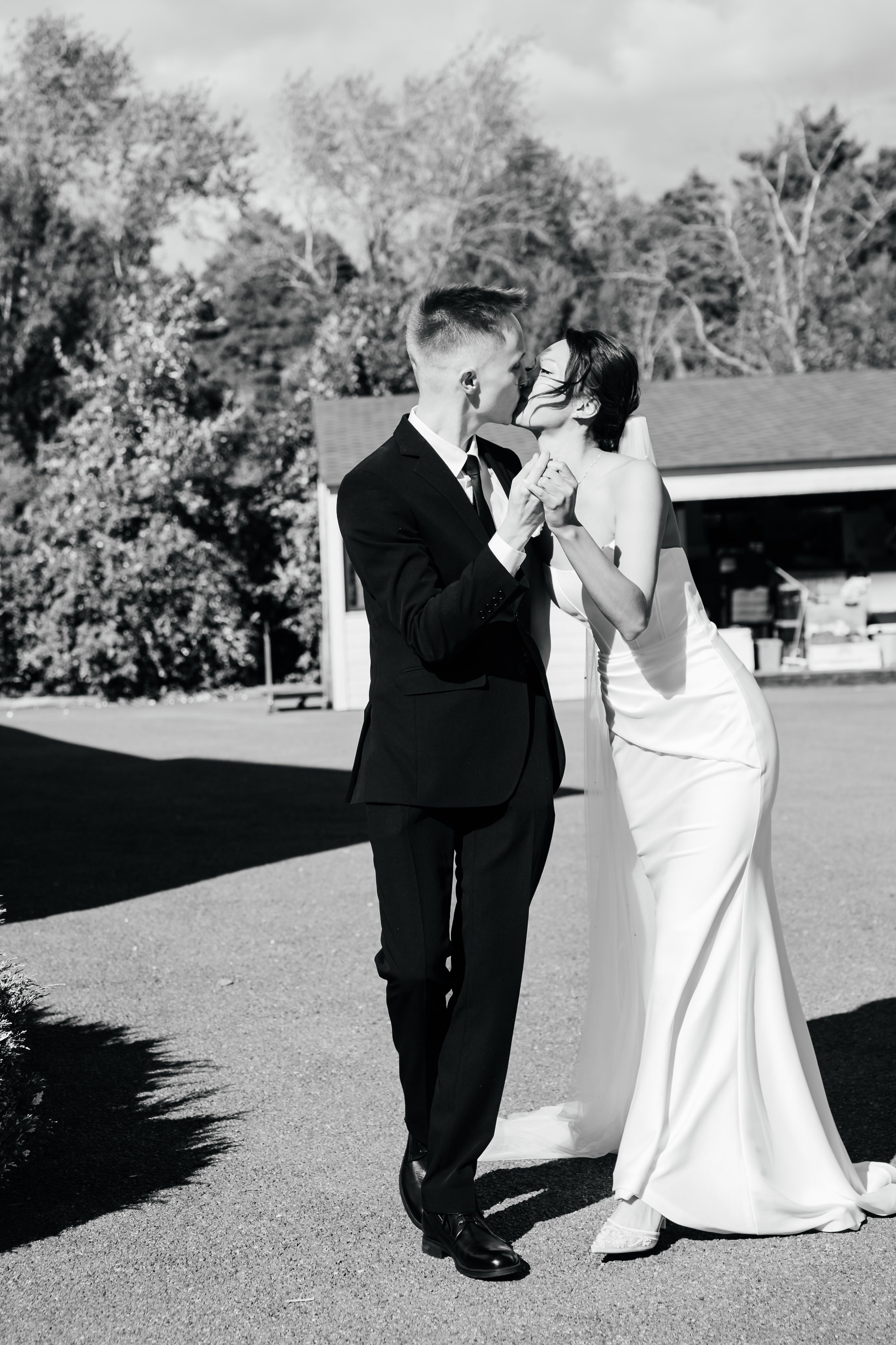 Свадебная сьемка. Видеограф и Фотограф в Челябинске Ксения и Владимир Рюмины