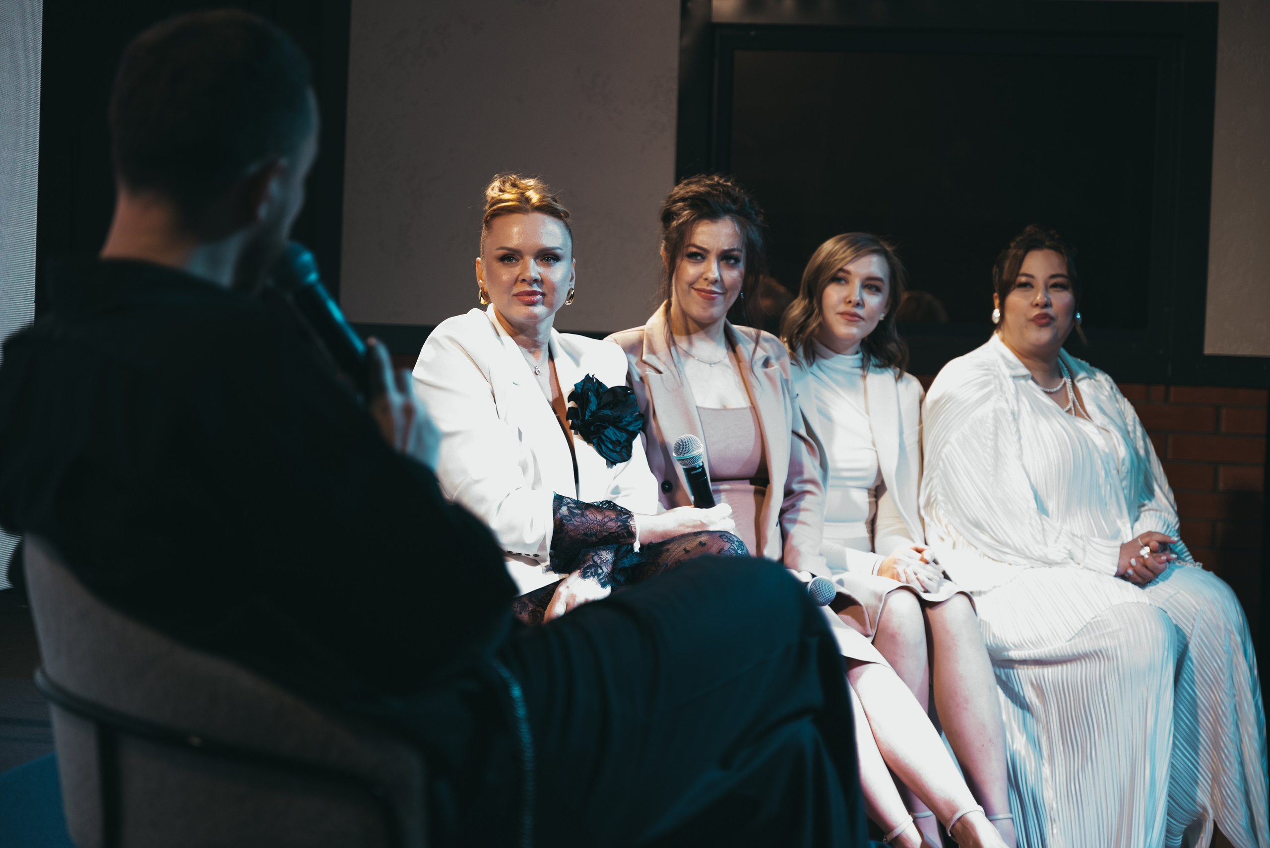 WhiteRoom Pre-wedding. Репортажный и свадебный фотограф в Сургуте