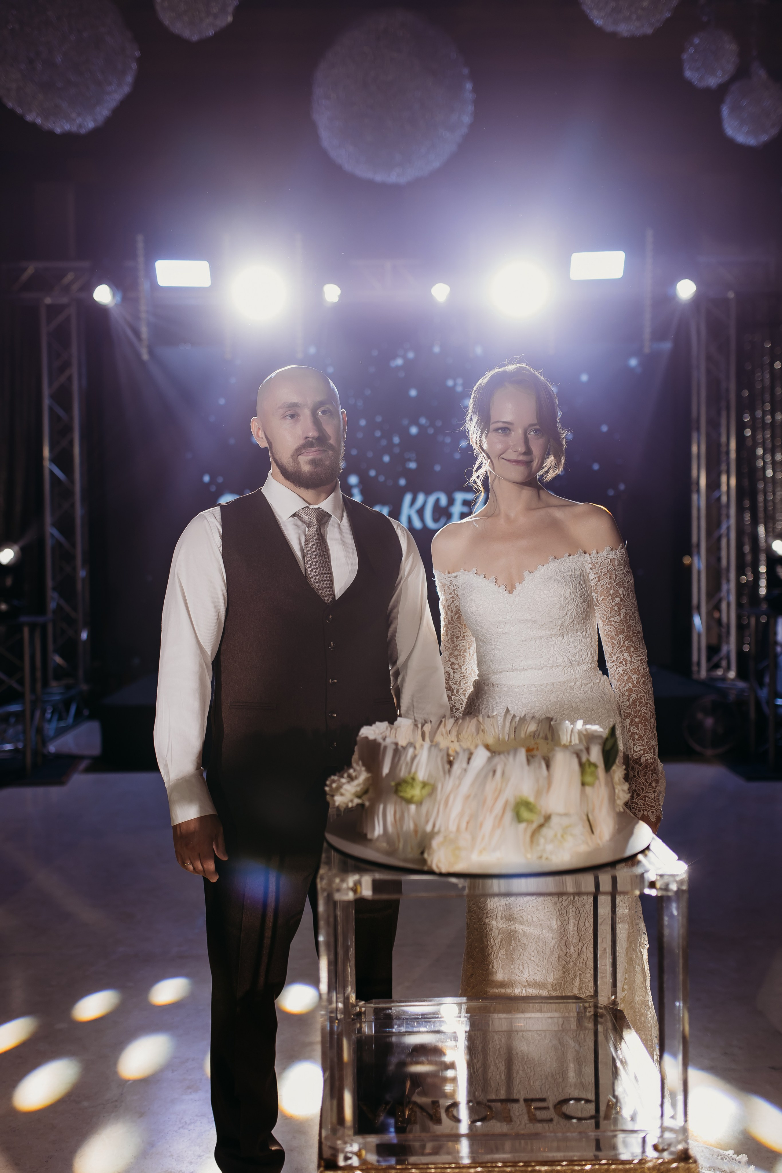 Вадим и Ксения. Фотограф Тимербаева Алина г. Сургут