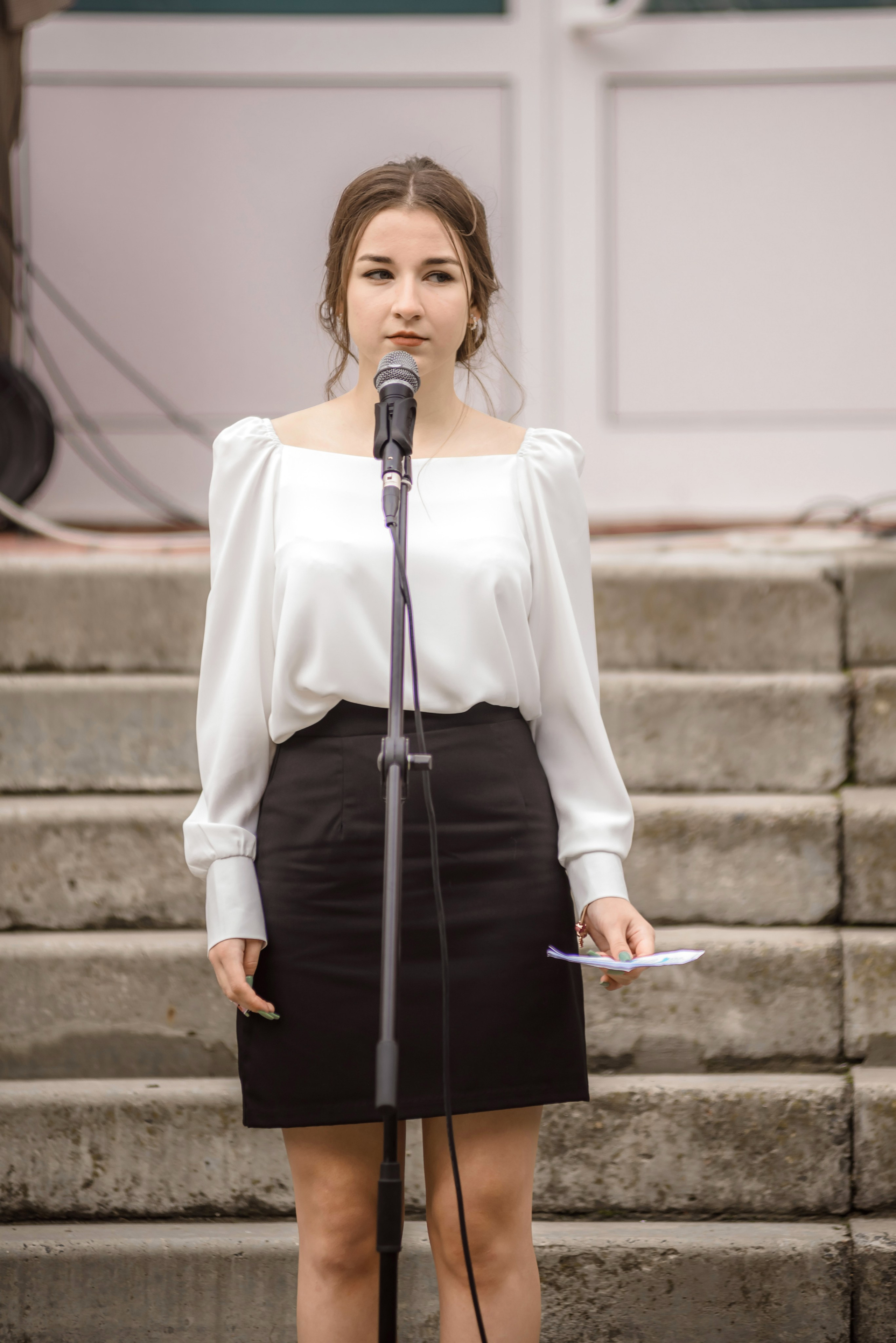 Линейка 11-е классы 2023. Фотограф Галина Лисанова, г. Брянск