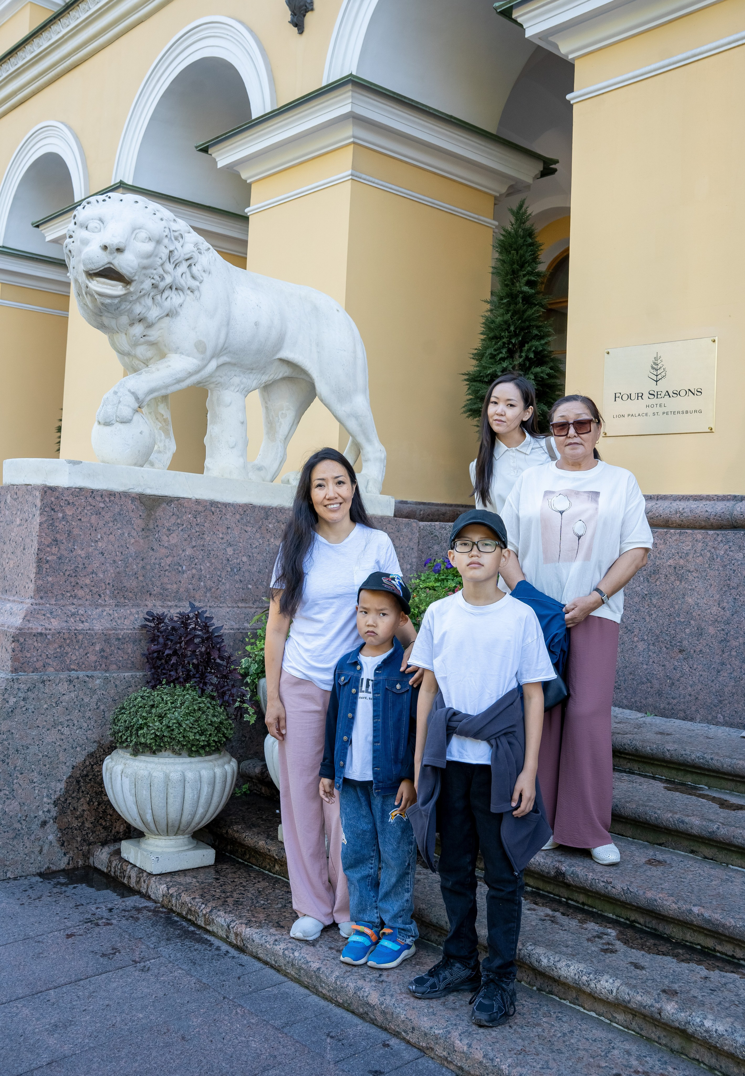 Гости из Якутии. Студийный и портретный фотограф в САНКТ-ПЕТЕРБУРГЕИрина Махаон