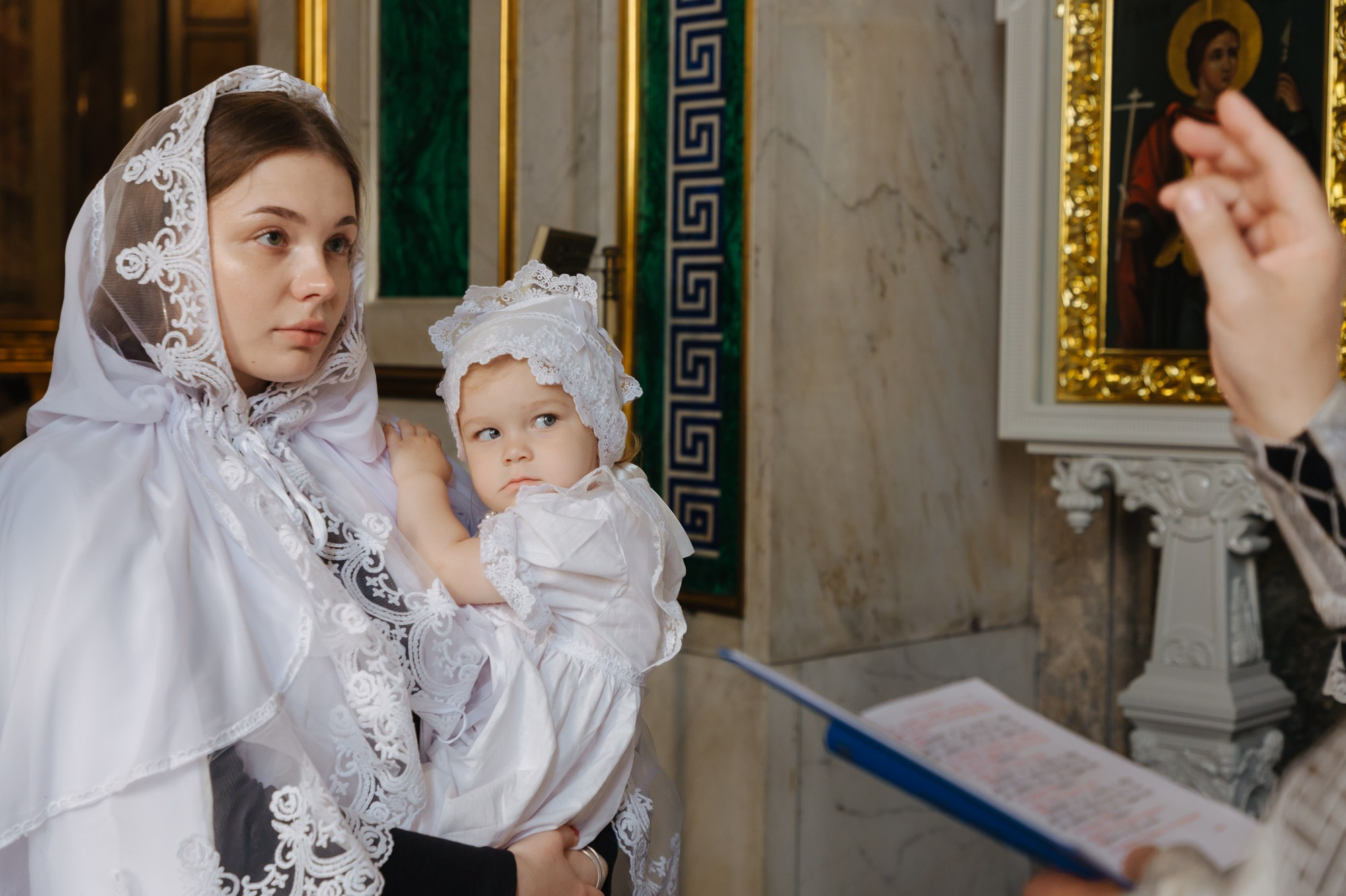 Крещения в Санкт-Петербурге. Фотограф крещение венчание в Петербурге! Помогает подобрать храм и посоветовал душевного батюшку в СПб