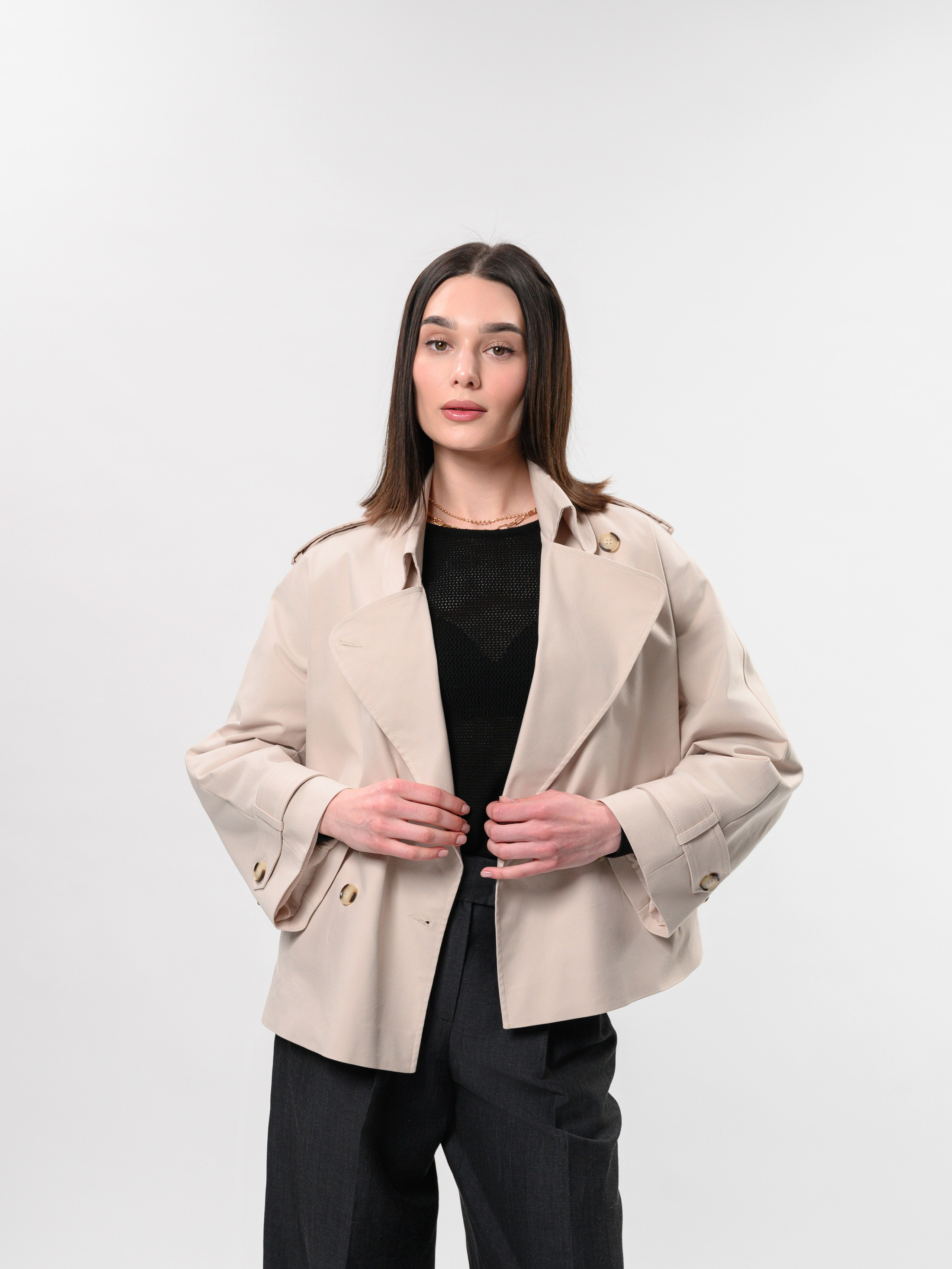 Каталог Девушки. Студия рекламной и предметной съемки товаров WELKO Studio