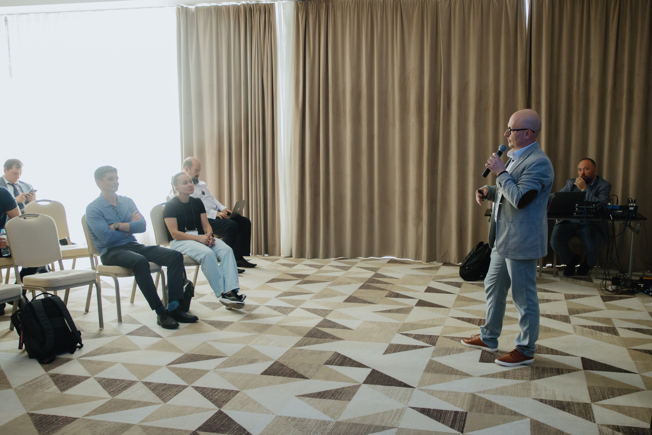 Гильдия 1С (конференция в Москве). Фотограф в Москве и Санкт-Петербурге Дарина