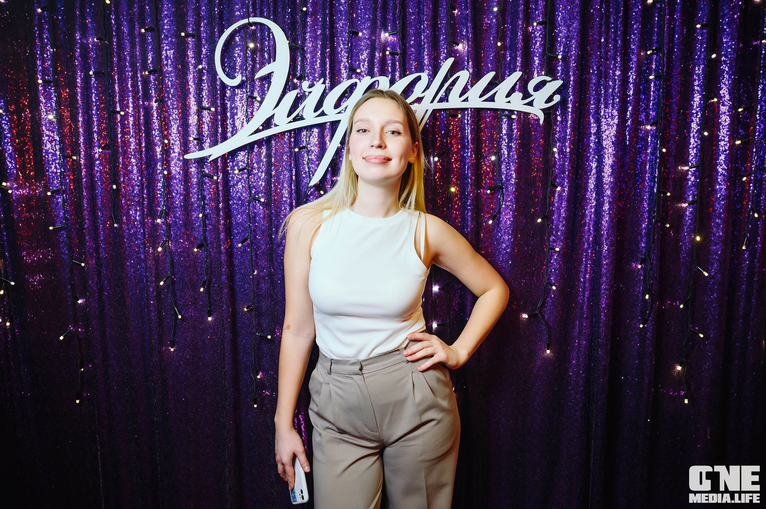 Фотоотчет из караоке-клуба Эйфория. One Media Life: фоторепортажи, фотоотчеты с мероприятий и заведений