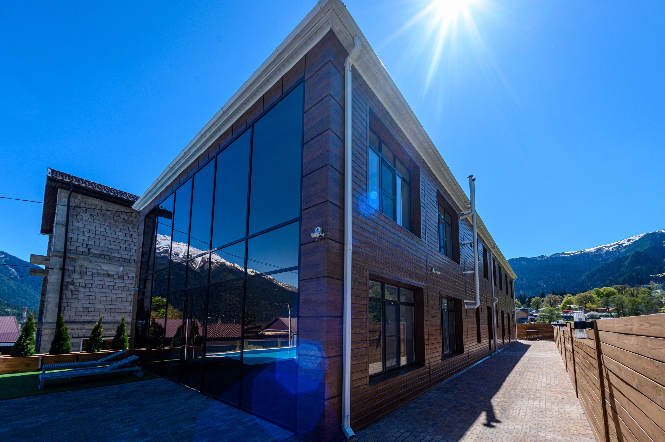 Гостиницы. Евгений Уфаев, фотограф