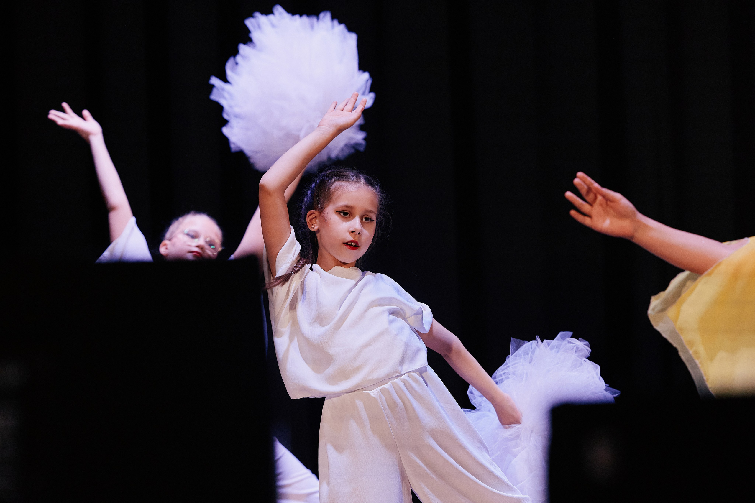 Концерт танцевальной студии Фиеста 08.06. Свадебный репортажный фотограф краснодар максим дремов дрёмов фотосессия студия цена