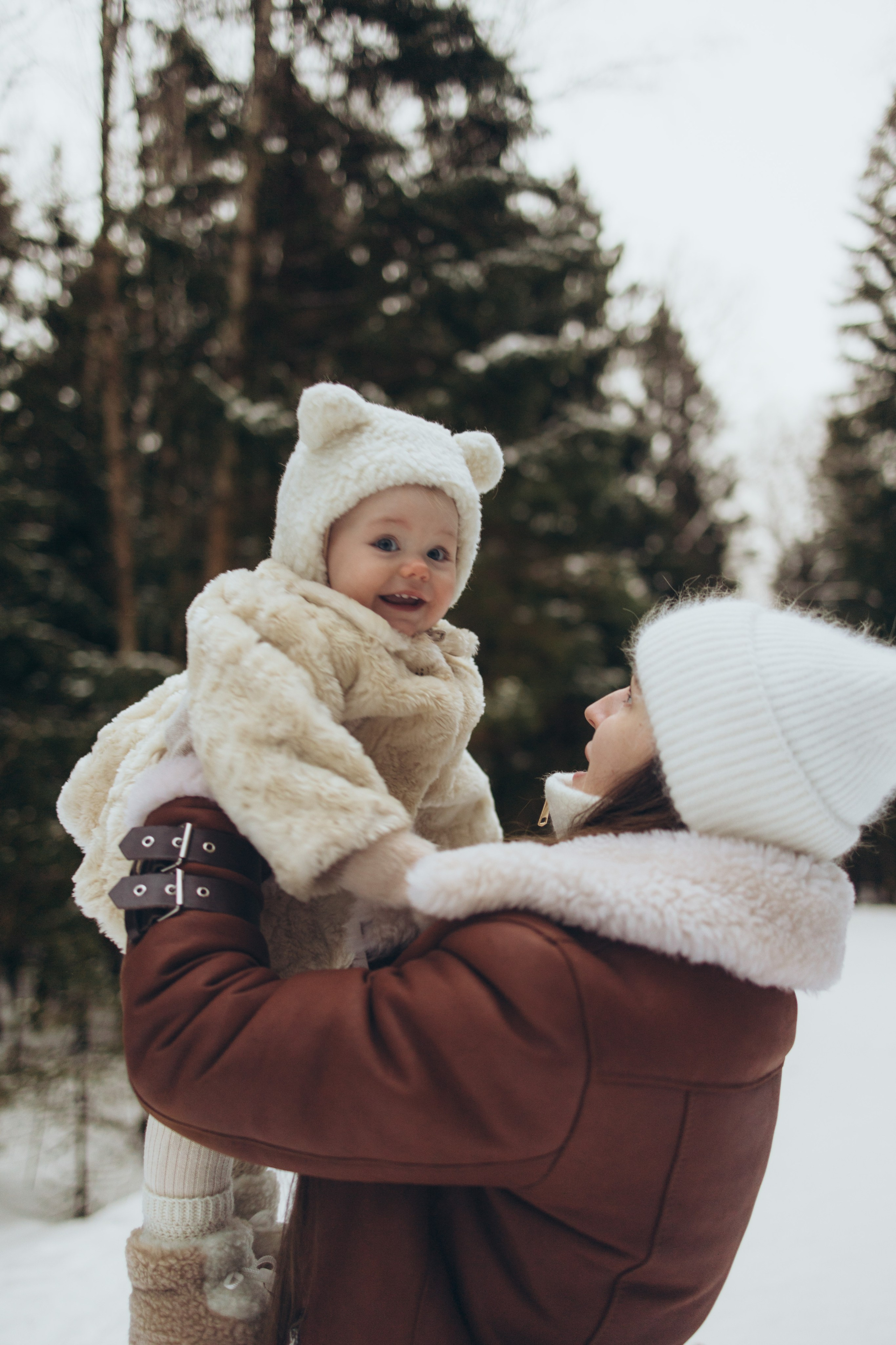 Снежный лес. Семейный фотограф в Москве Виктория Ястребинская