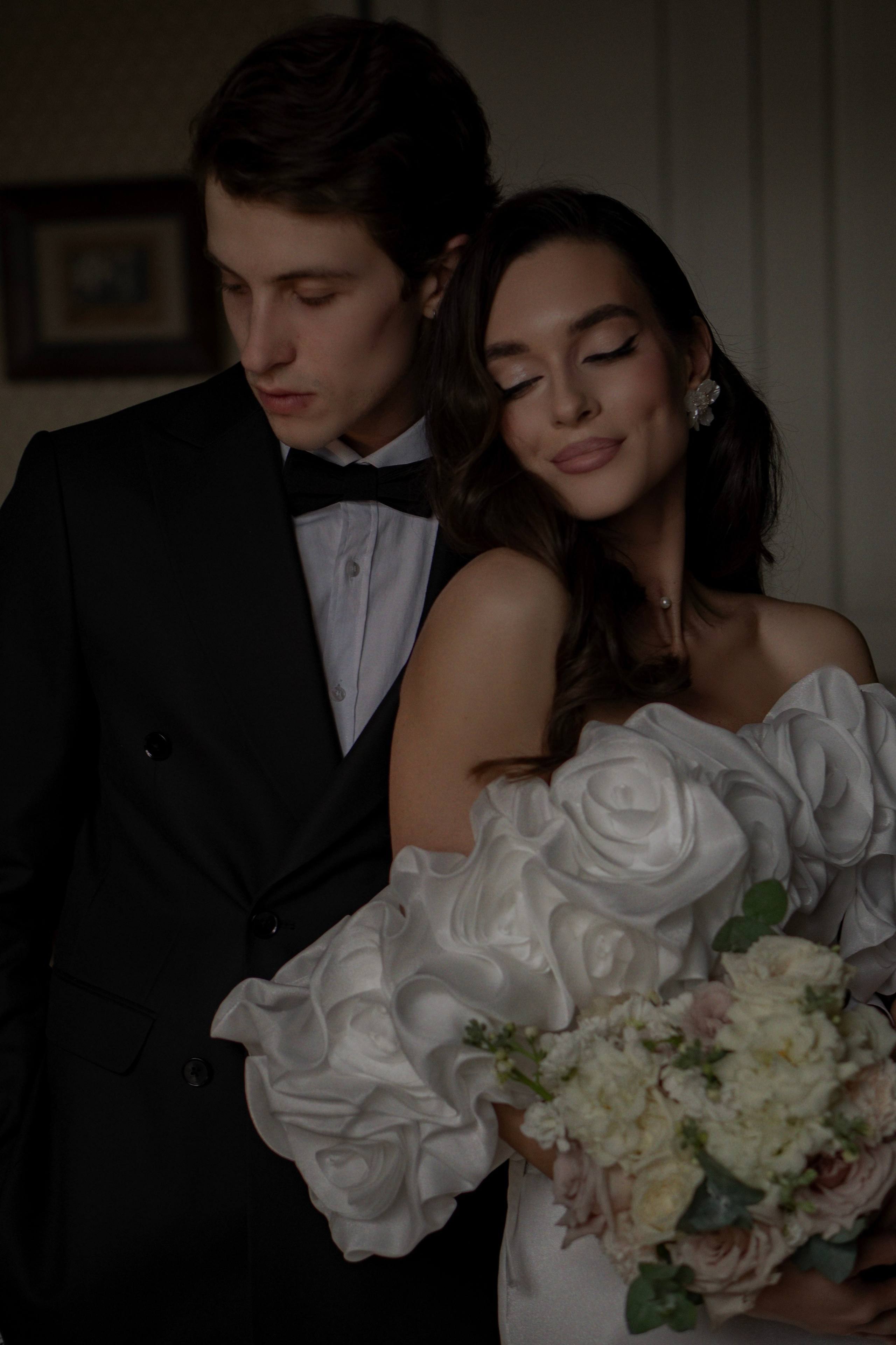 Свадебная в ретро-квартире. Фотограф Арина Шмакова