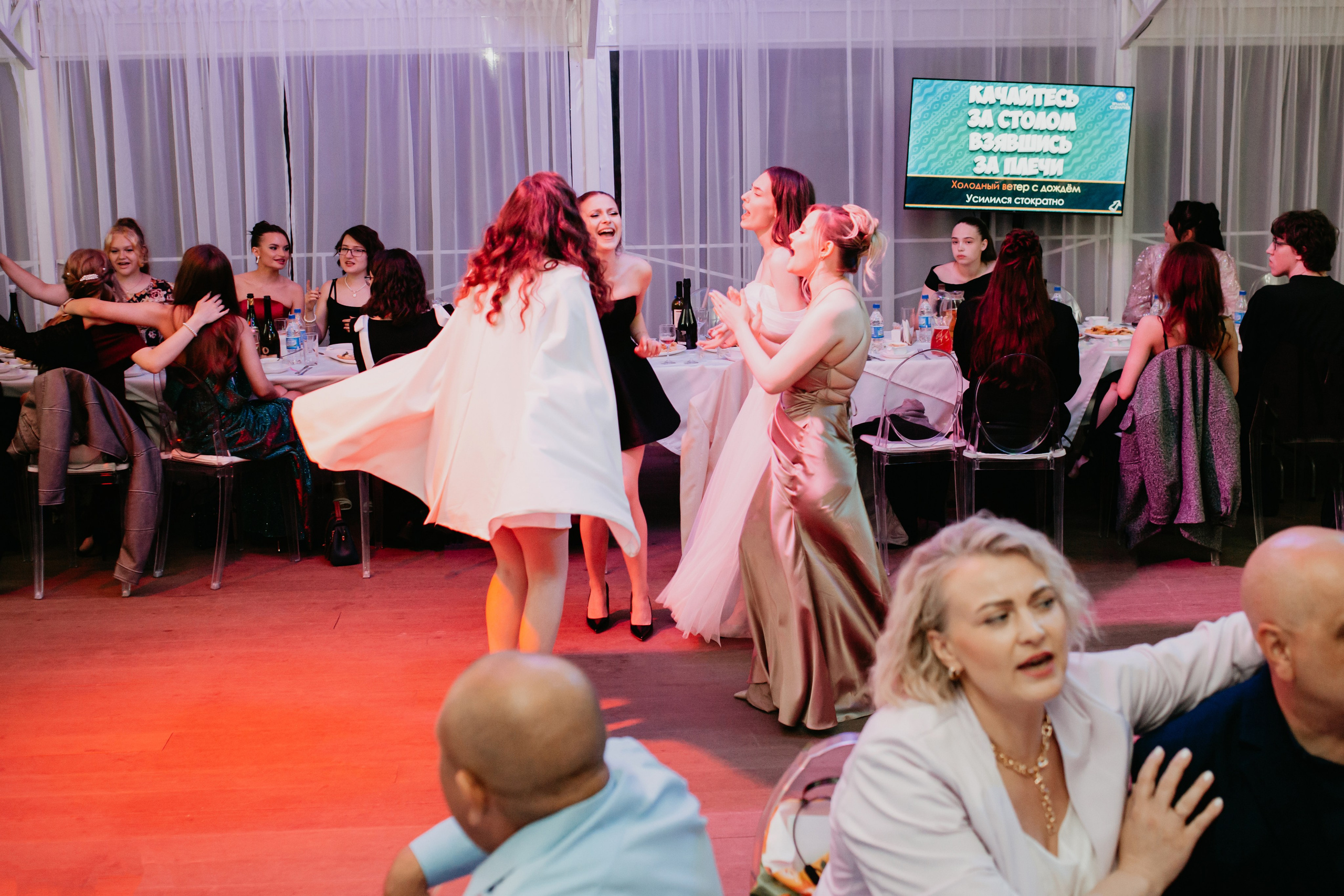 Выпускной 2025 (41 школа) 11 класс. Фотограф в Челябинске Ополихина Анна