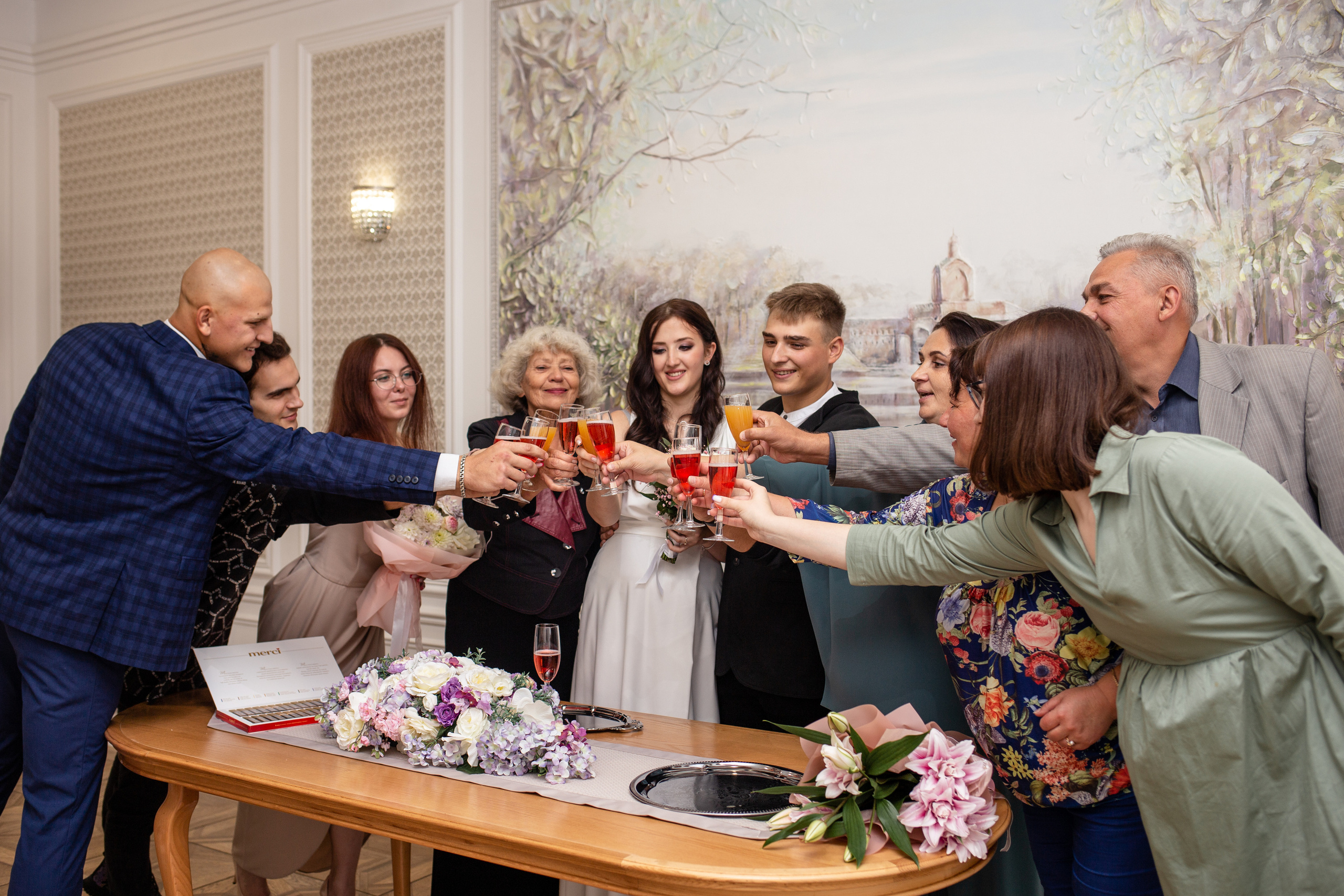 Эвелина и Георгий. В загсе. Фотограф в Калининграде Решетникова Алина