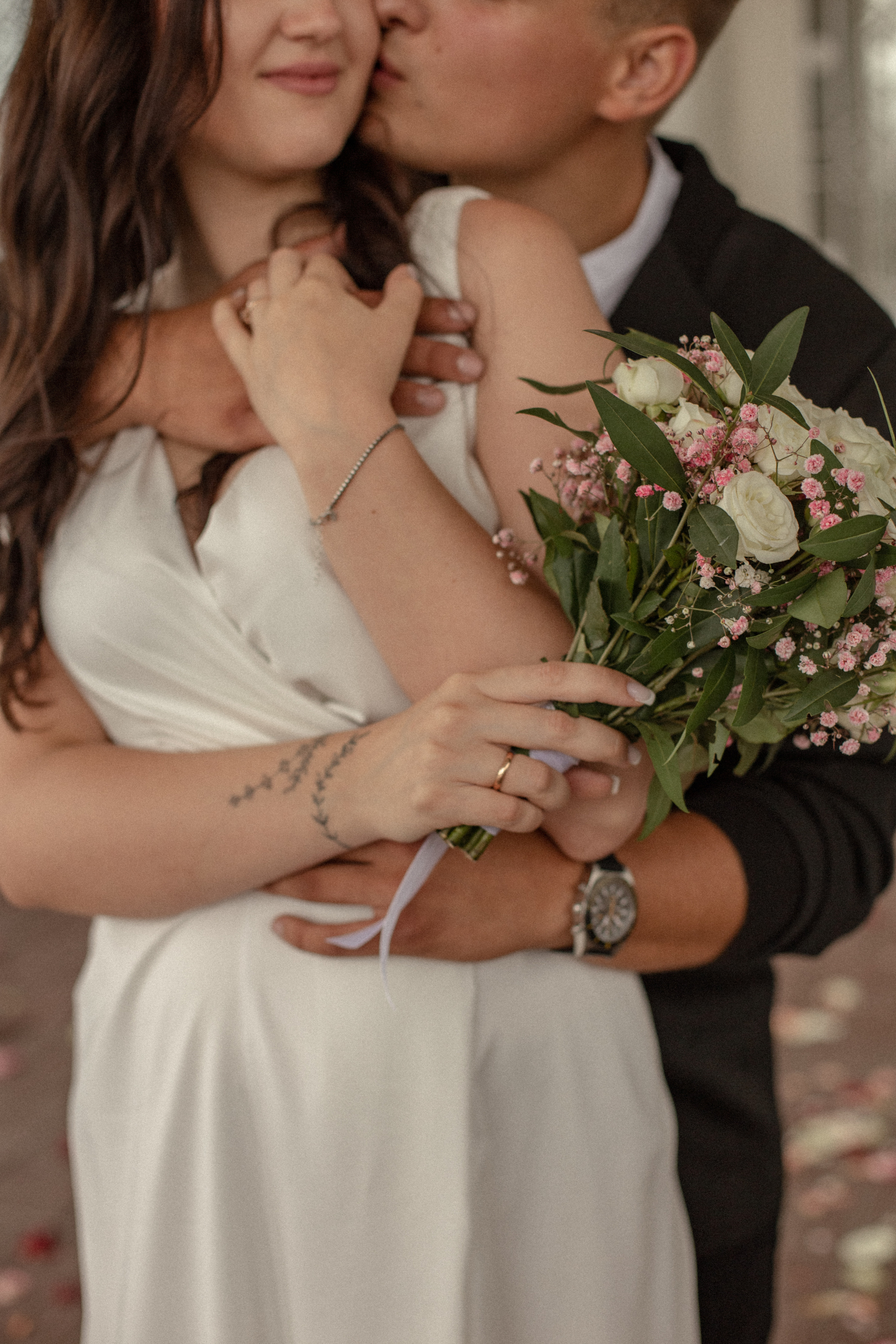 Эвелина и Георгий. В загсе. Фотограф в Калининграде Решетникова Алина