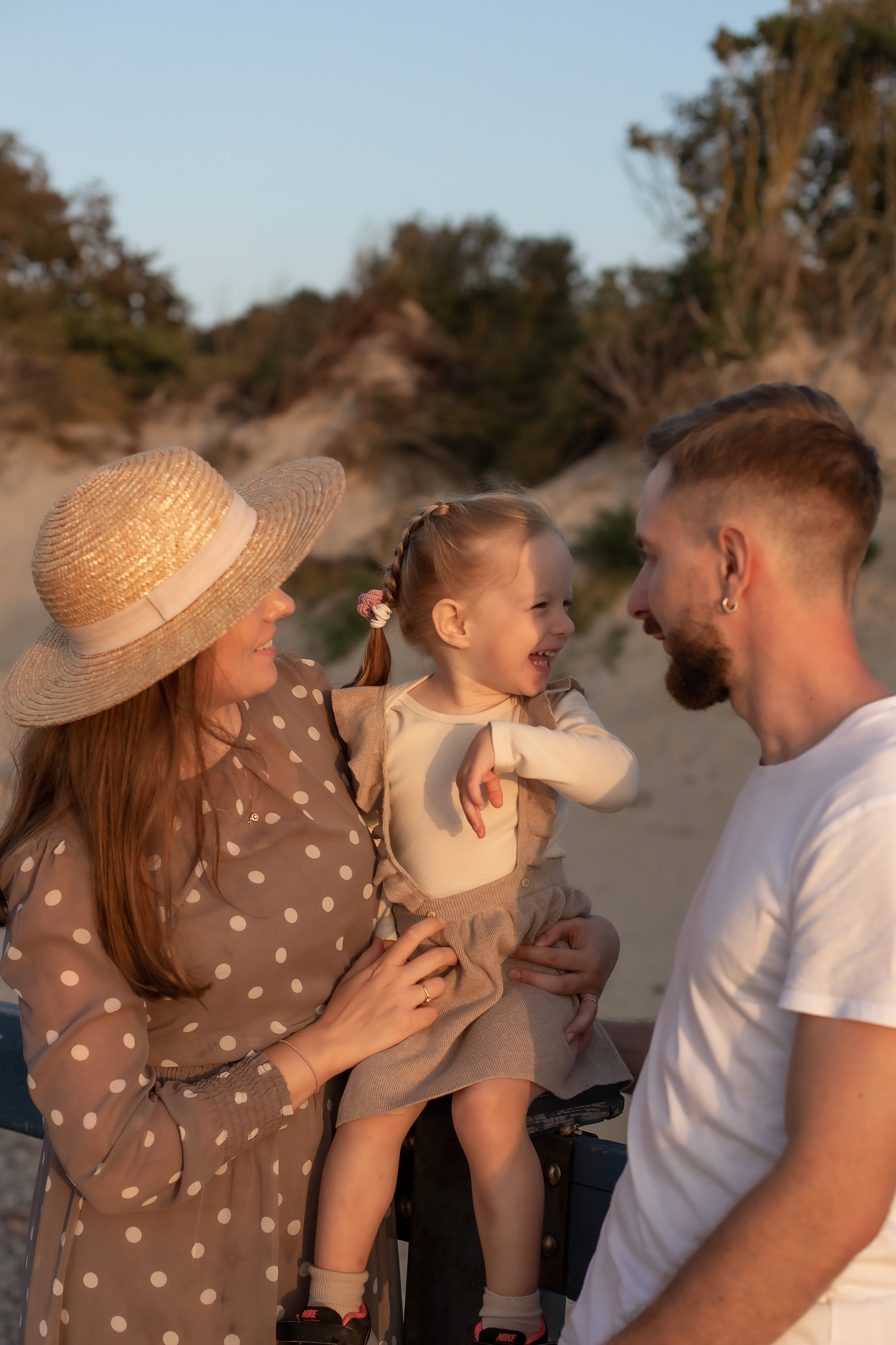Вера, Дима и Лилия. Закат в Зеленоградске. Фотограф в Калининграде Решетникова Алина