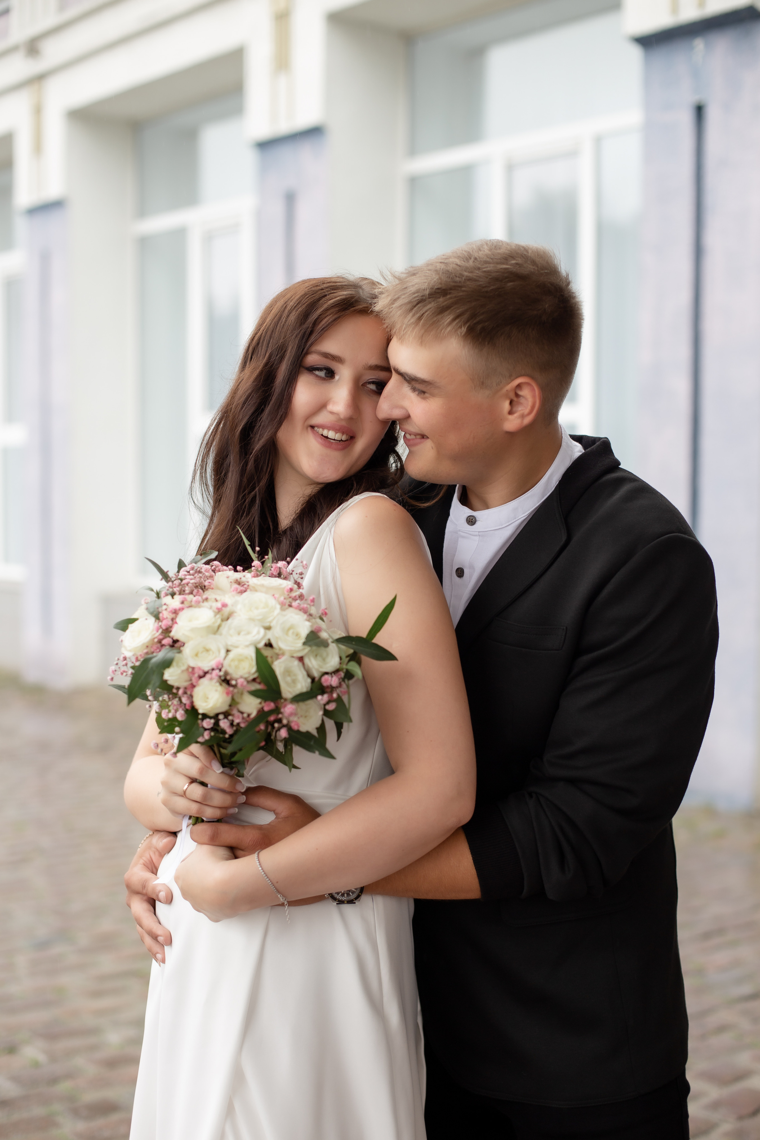 Эвелина и Георгий. В загсе. Фотограф в Калининграде Решетникова Алина