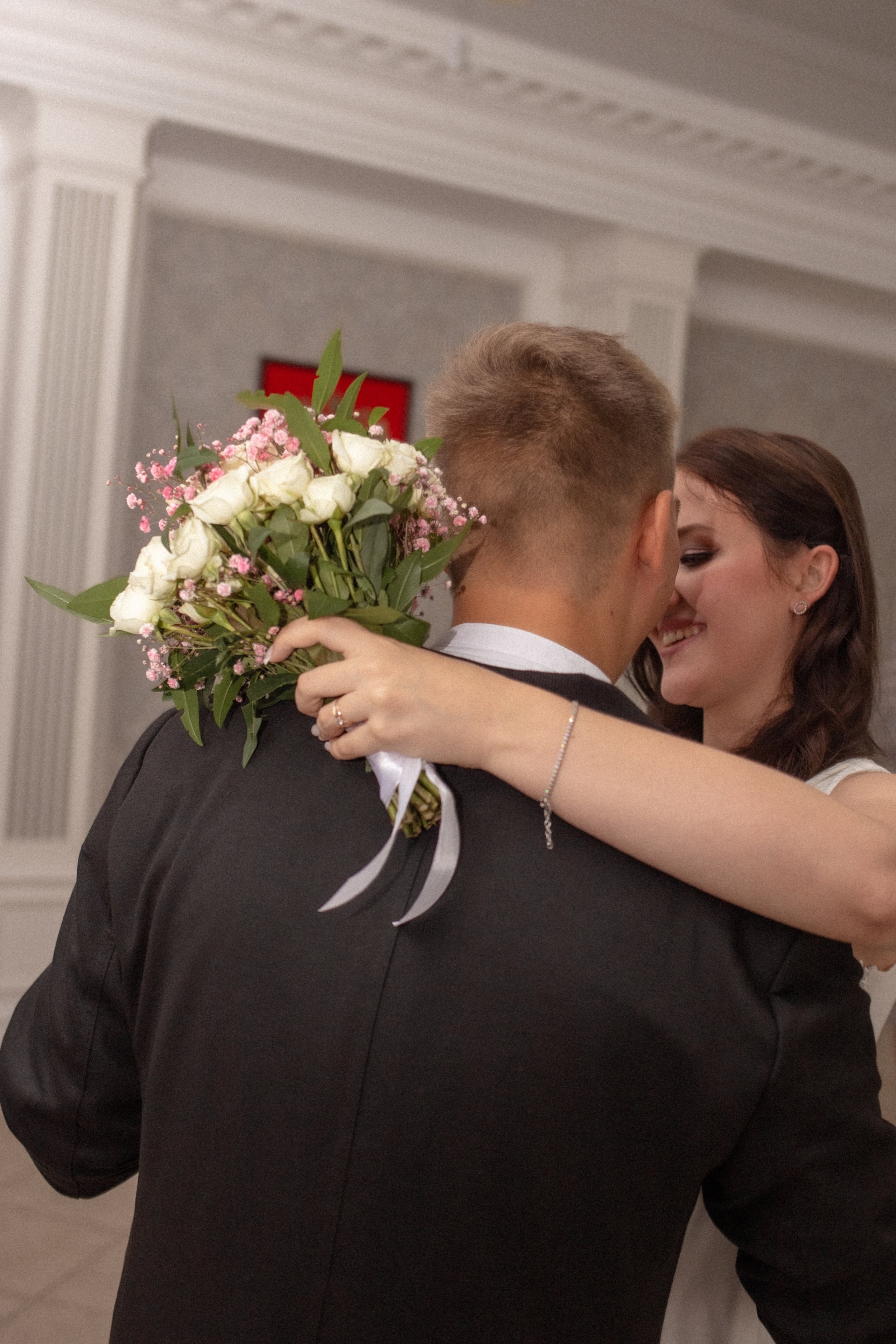 Эвелина и Георгий. В загсе. Фотограф в Калининграде Решетникова Алина