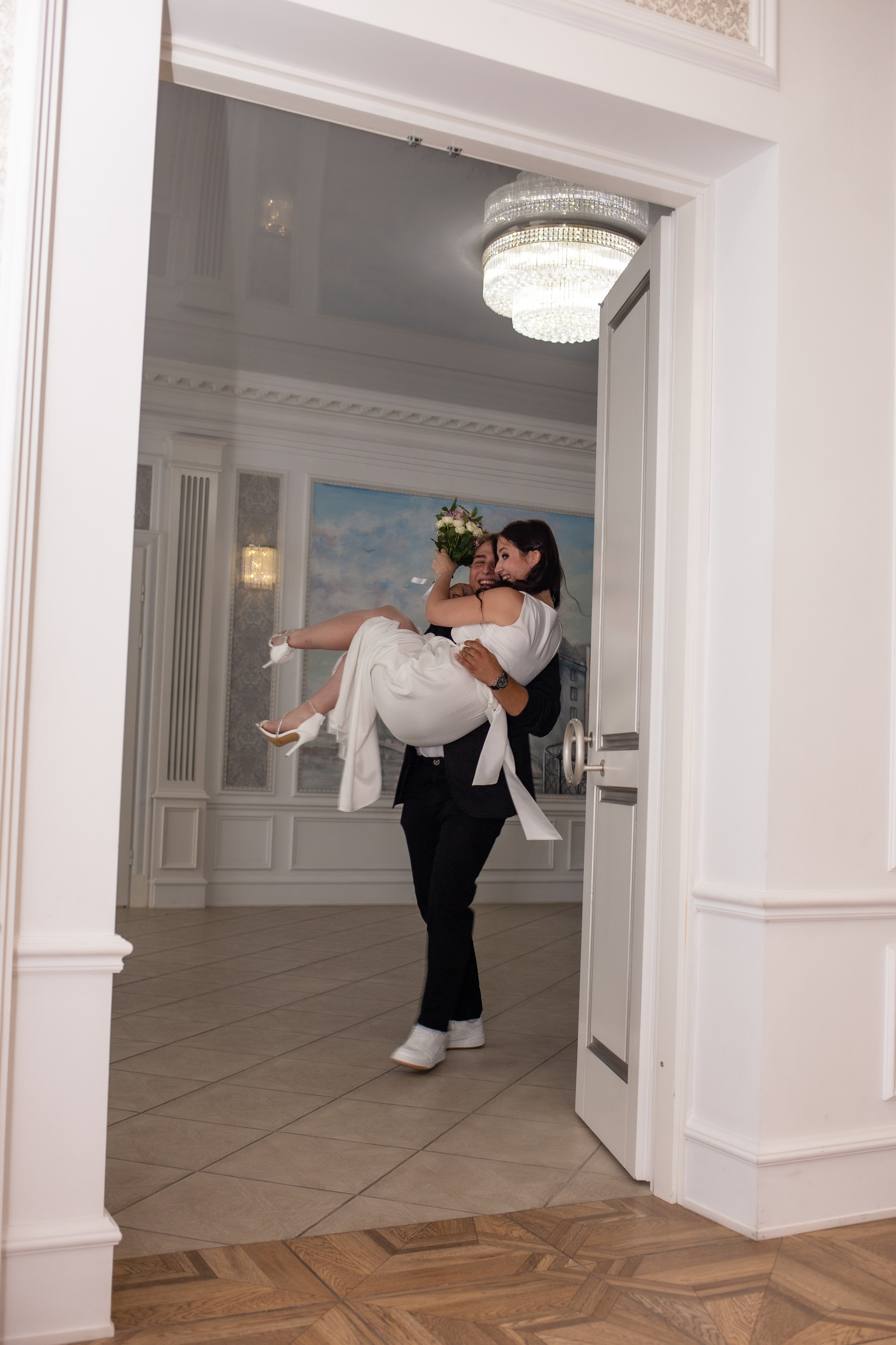 Эвелина и Георгий. В загсе. Фотограф в Калининграде Решетникова Алина