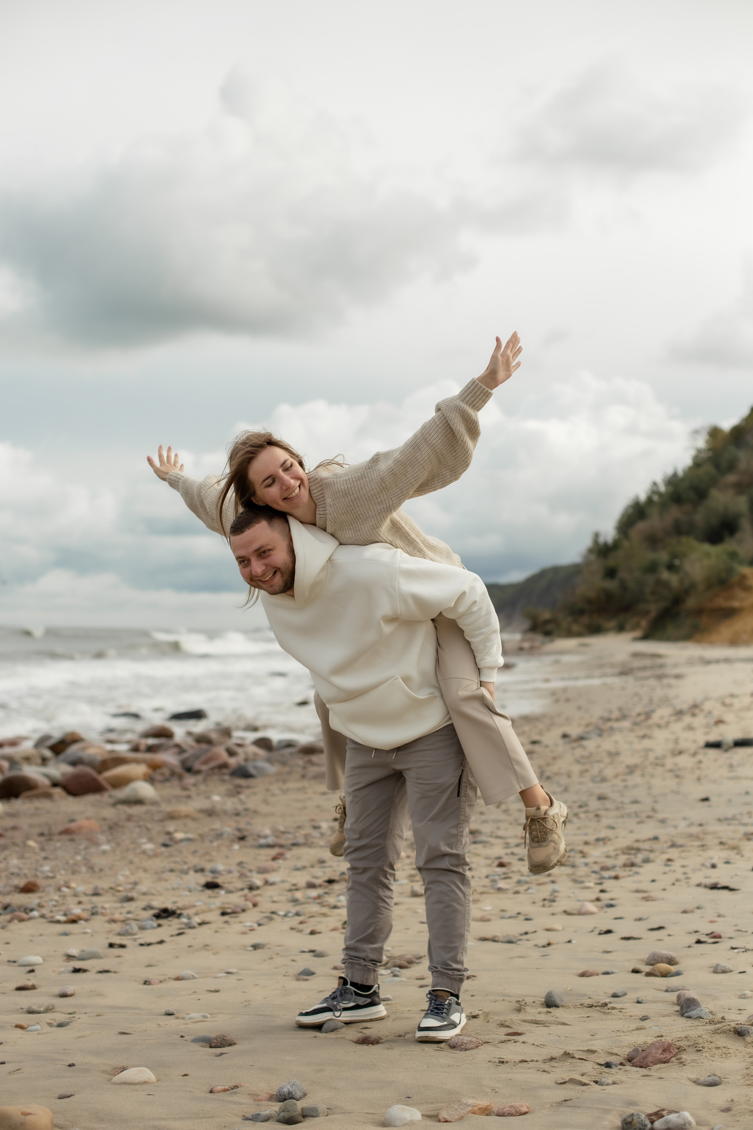 Инна и Дима. Филинская бухта. Фотограф в Калининграде Решетникова Алина