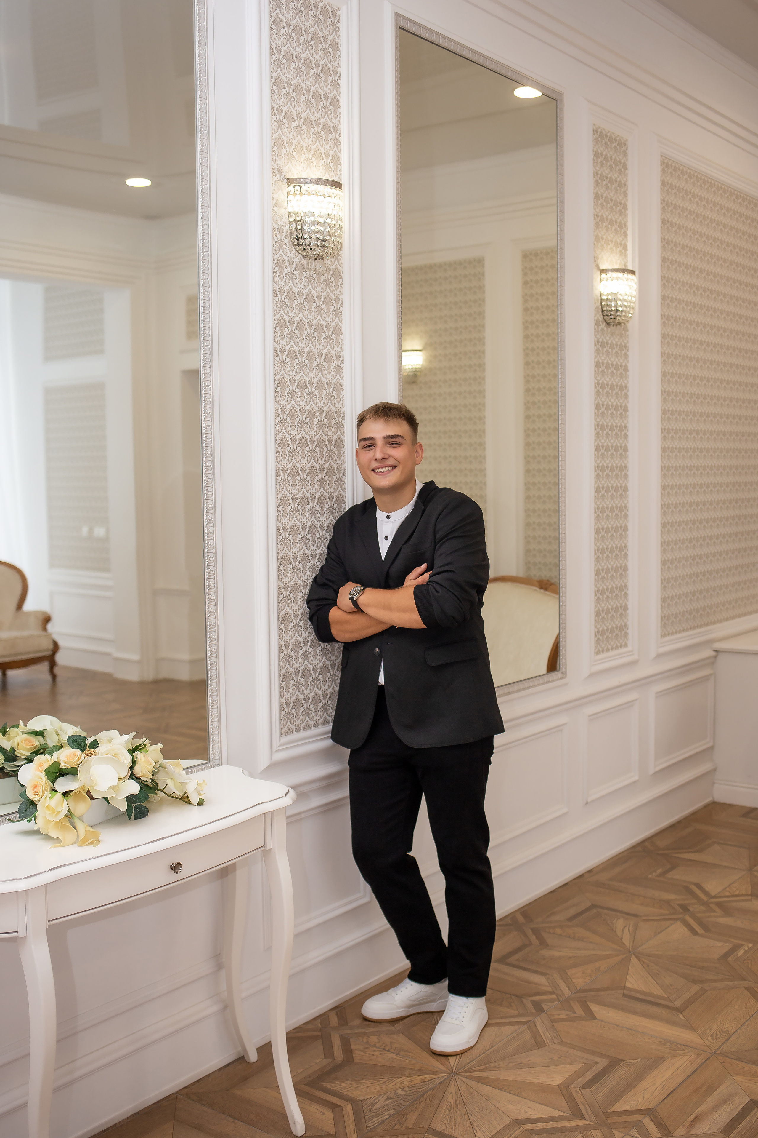 Эвелина и Георгий. В загсе. Фотограф в Калининграде Решетникова Алина