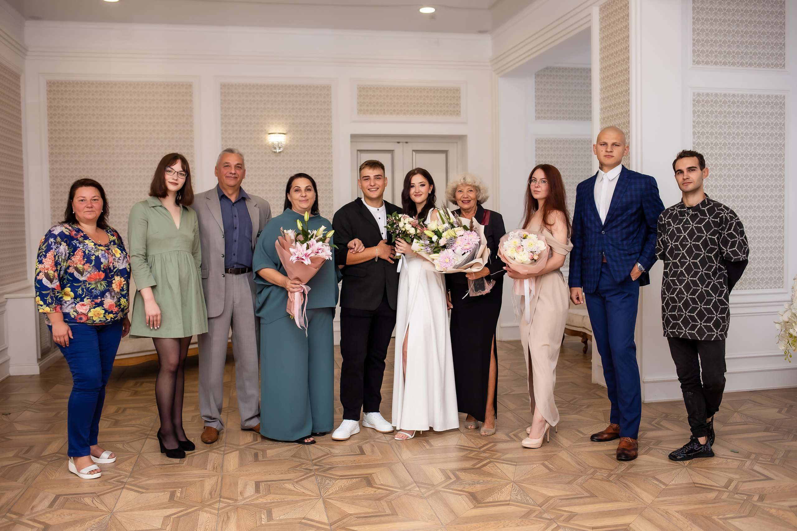 Эвелина и Георгий. В загсе. Фотограф в Калининграде Решетникова Алина