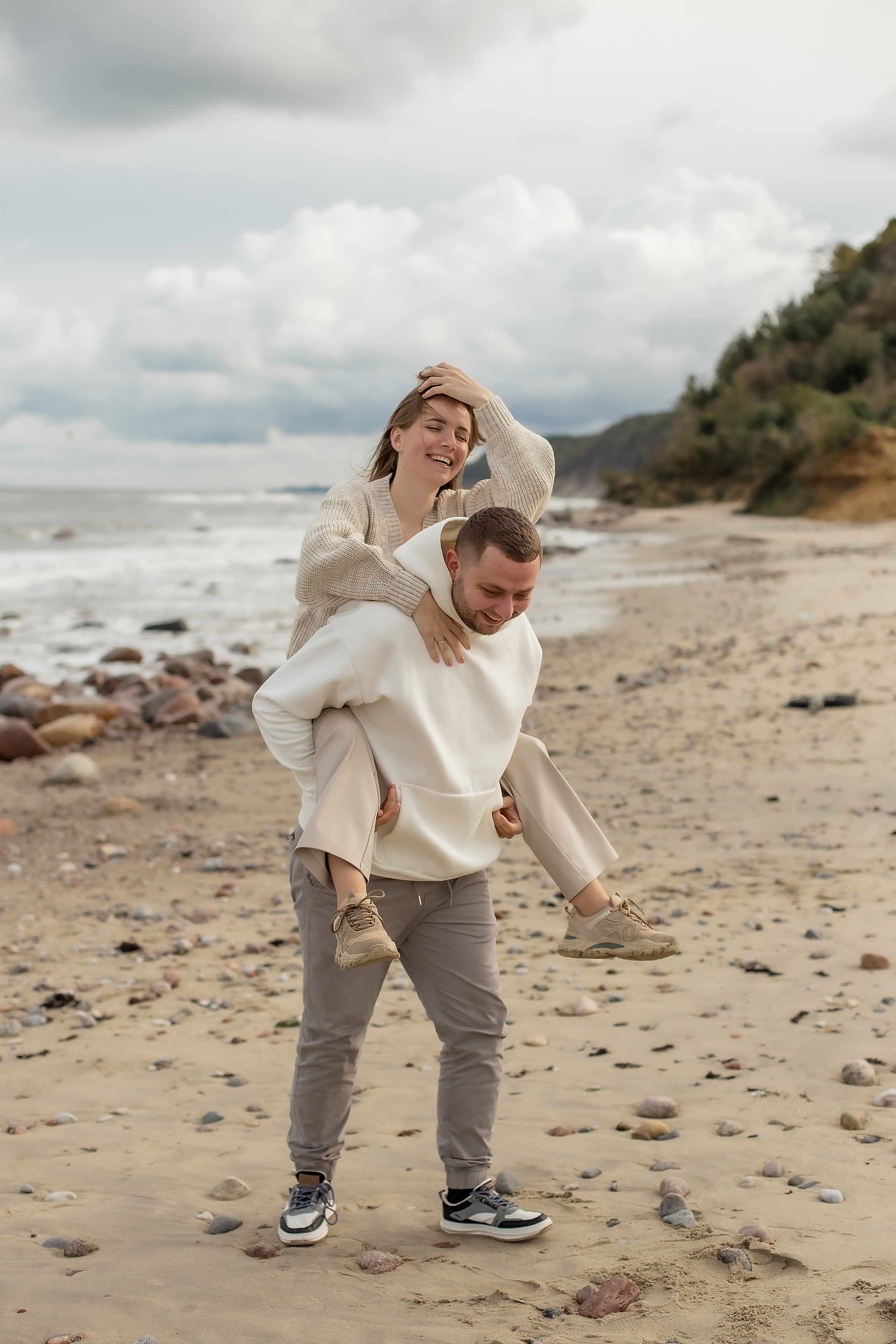 Инна и Дима. Филинская бухта. Фотограф в Калининграде Решетникова Алина