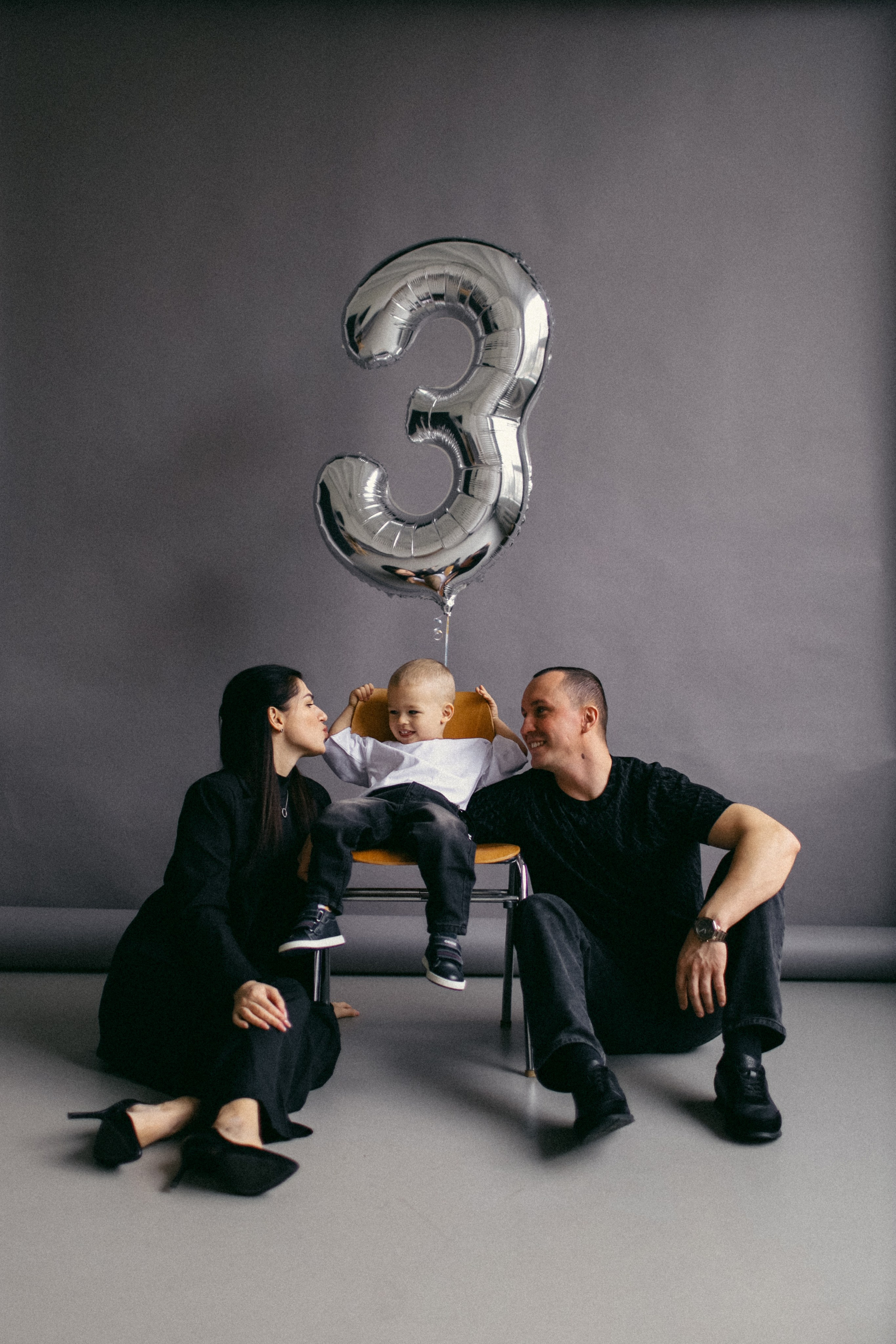 Юля с семьей. Главная