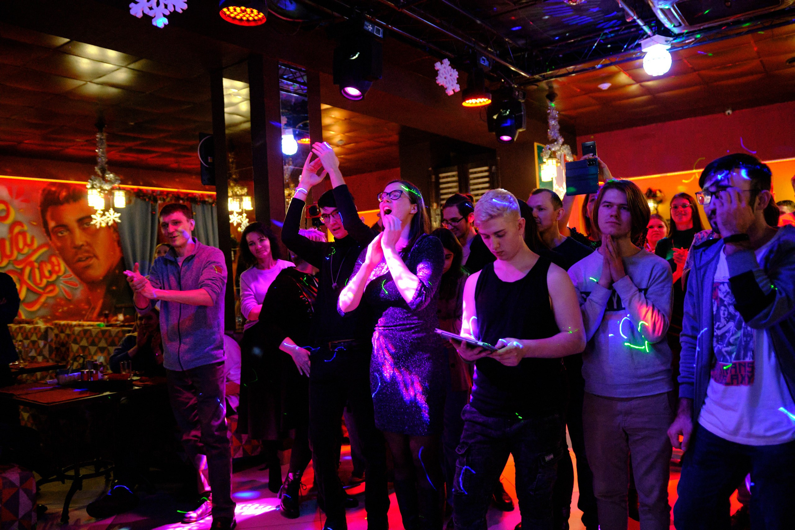 CocoBongo. Антон Ив