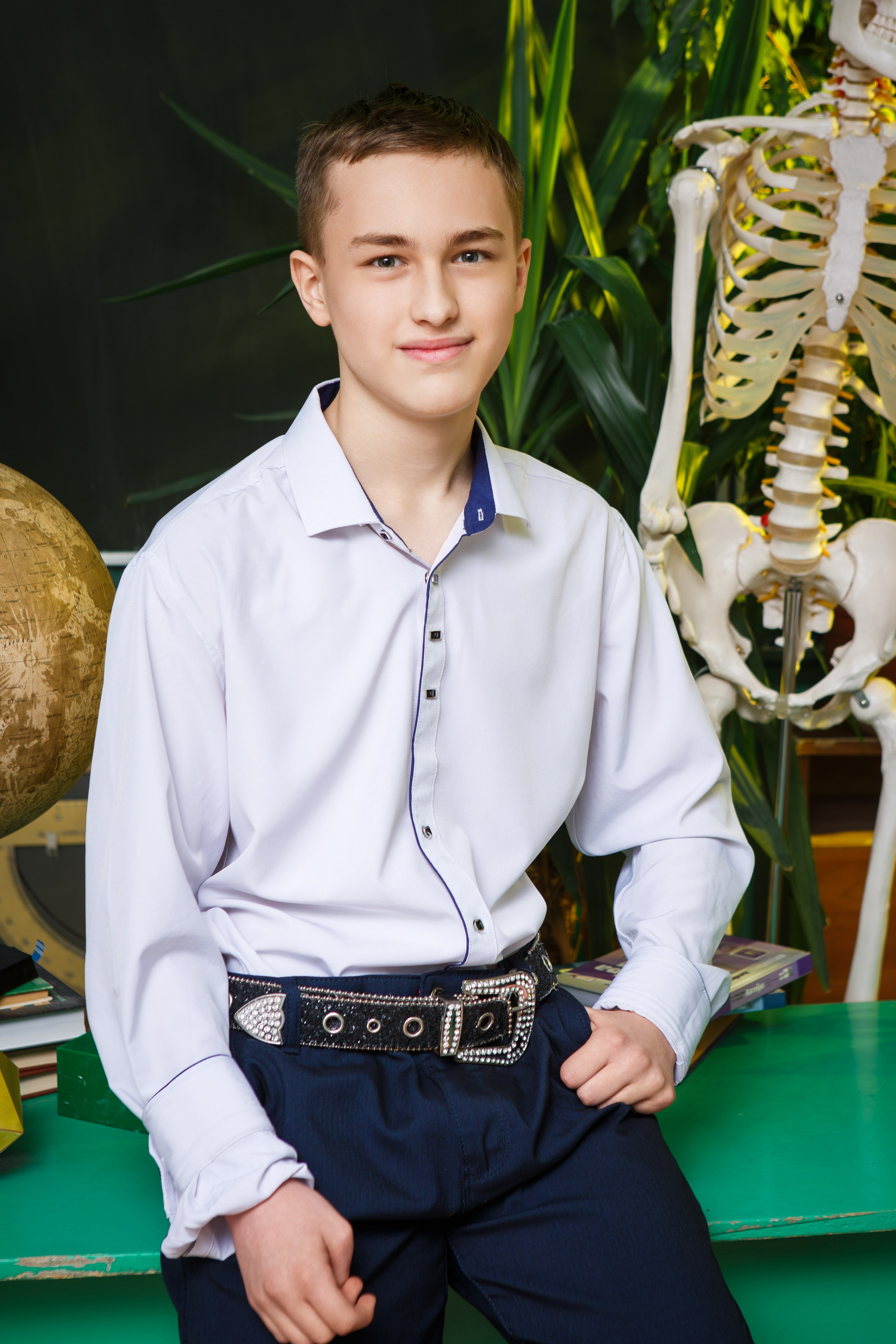 ПОРТРЕТНАЯ ФОТОСЕССИЯ В КЛАССЕ ДЛЯ 9 КЛАССОВ. ТВОЙ АЛЬБОМ / ТВОИ ПРАВИЛА