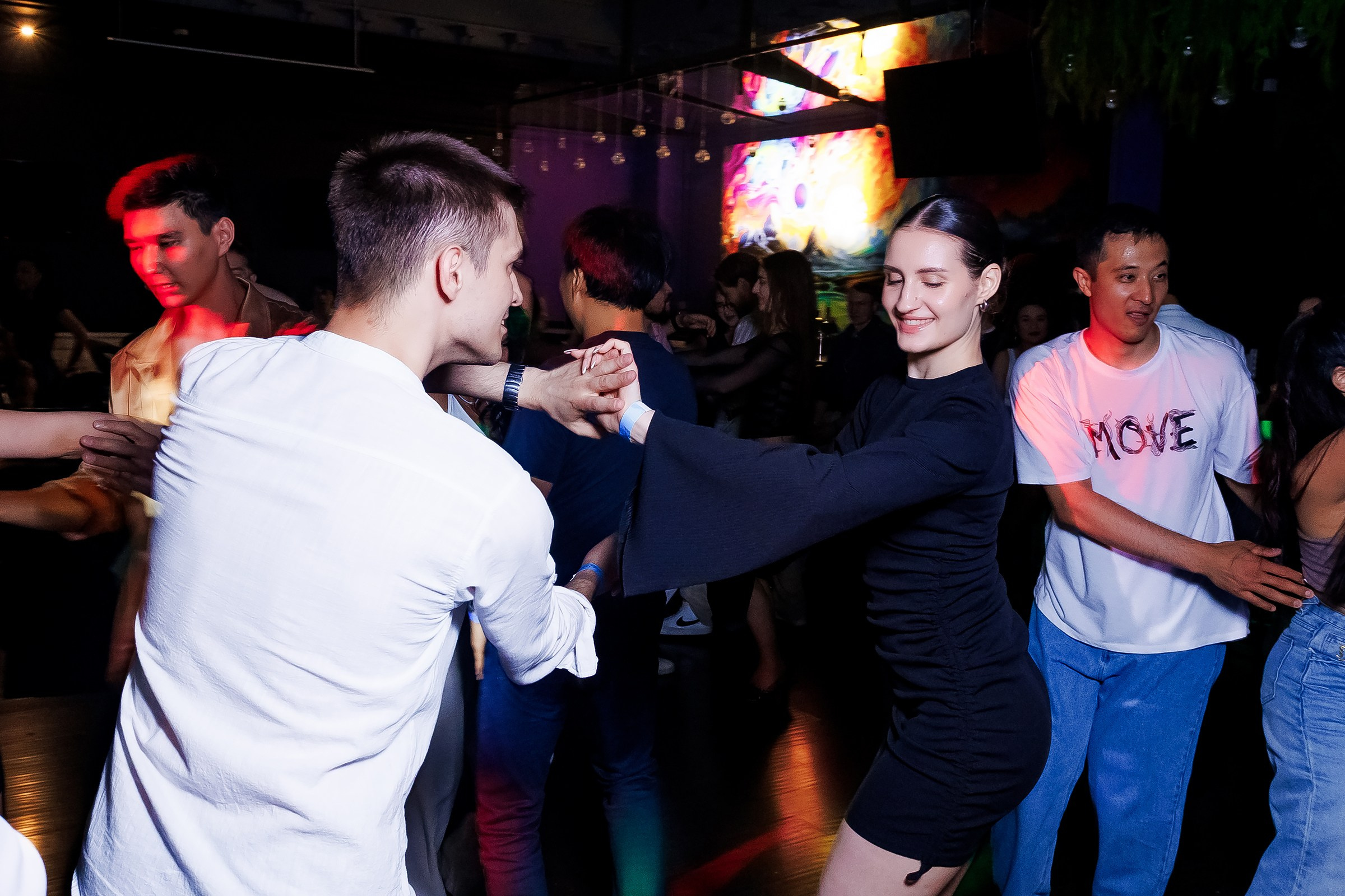 Bachata Party Hola Dance. Репортажный фотограф в Алматы Каюпов Сержан