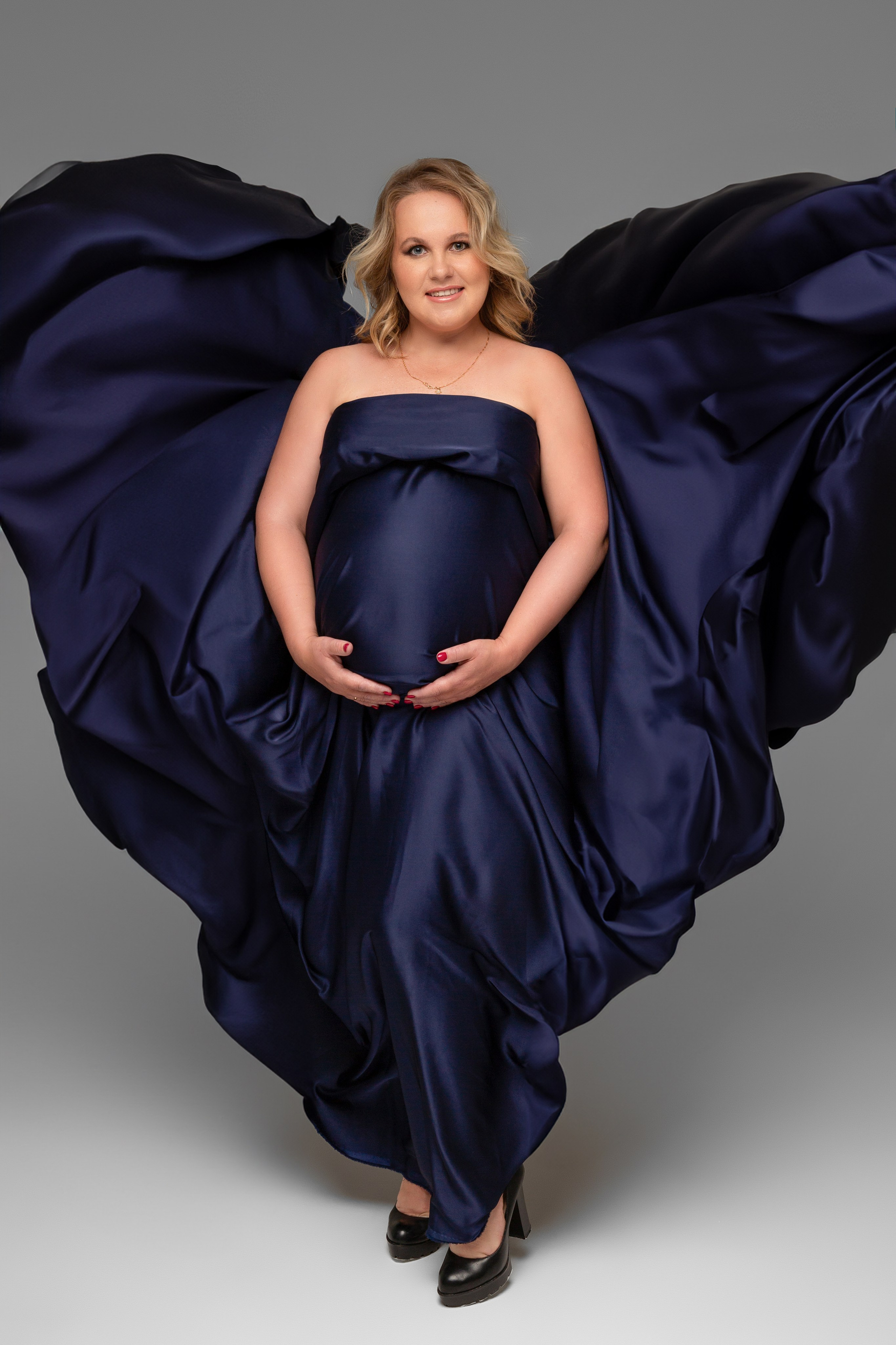 Фотосъемка беременности и материнства. ФотоКласс72 | Выпускные альбомы |Тюмень