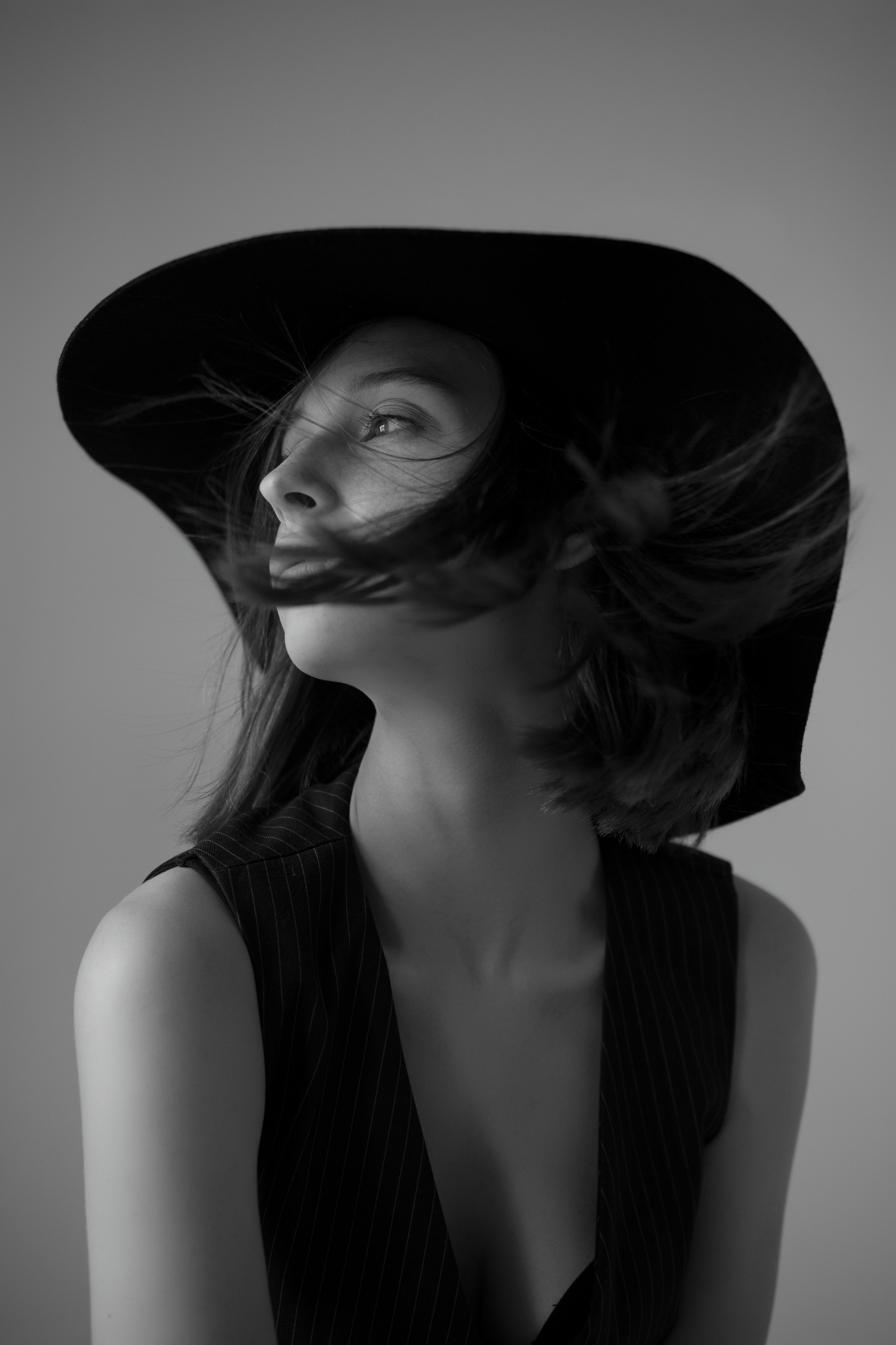 Женский студийный портрет. Портретный фотограф в Москве Александр Денисов