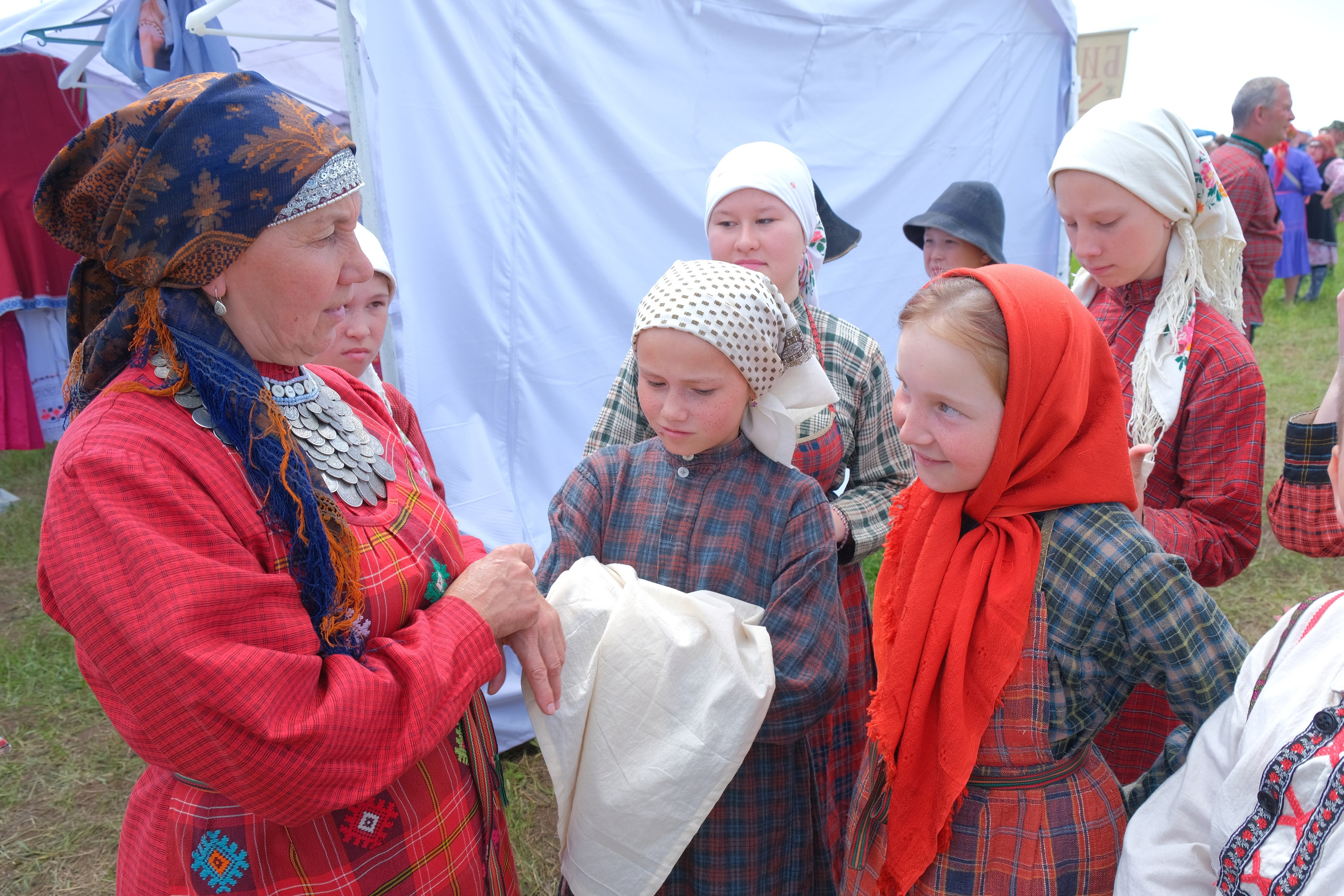 Удмуртский национальный праздник «Гербер». 2022. Максим Егоров, г. Ижевск. Репортажная, предметная съёмка и фуд-фотография