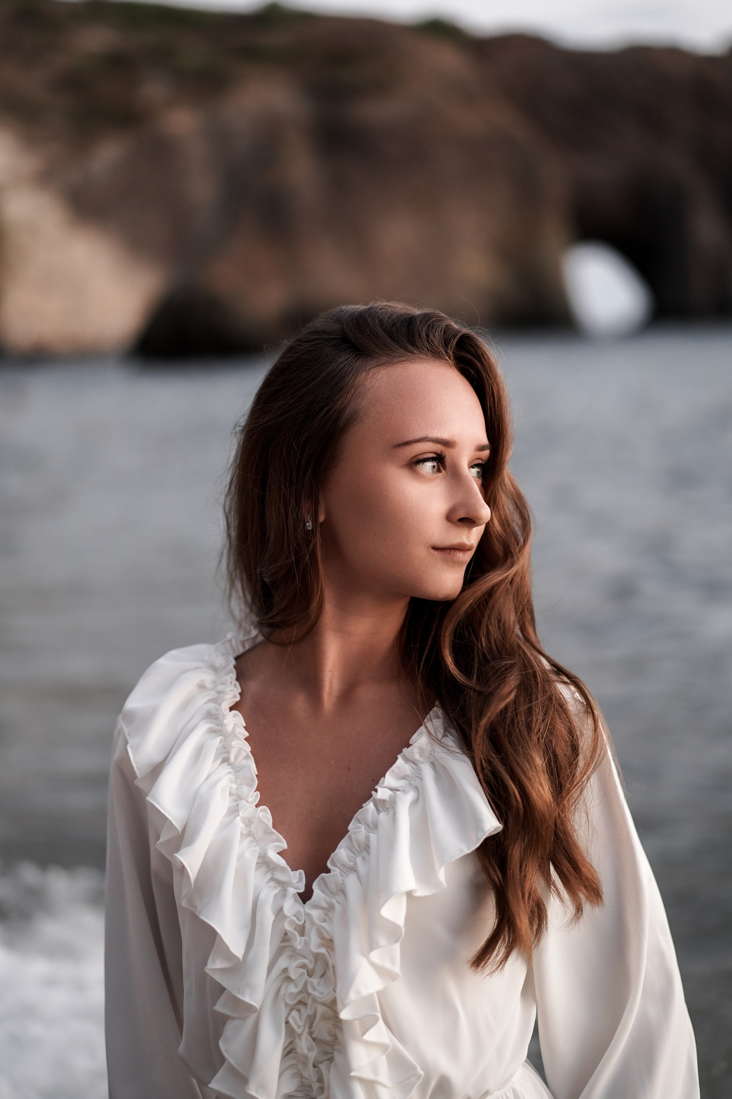 Матвей и Софья на фотосессии дикого пляжа Грот Дианы в Крыму. Свадебный фотограф в Ростове-на-Дону. Таинство Крещения и Венчания, семейные фотосессии. Алёна Чёботова