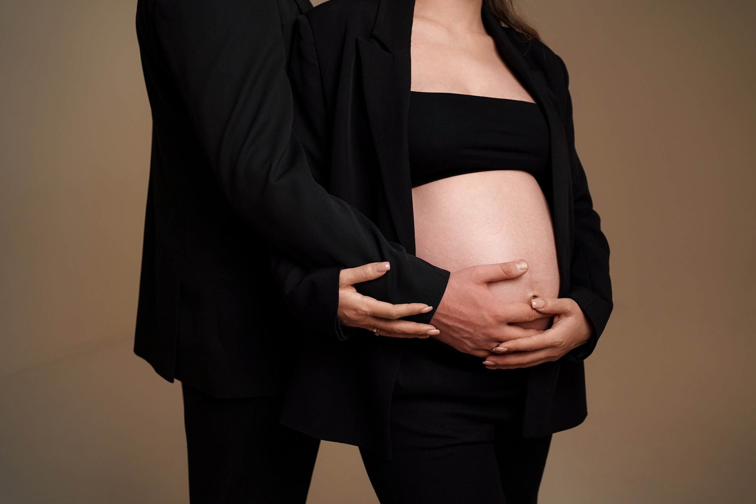 Беременная фотосессия в фотостудии Modo. Фотограф Ростов-на-Дону Алёна Чёботова. Свадебный фотограф в Ростове-на-Дону. Таинство Крещения и Венчания, семейные фотосессии. Алёна Чёботова