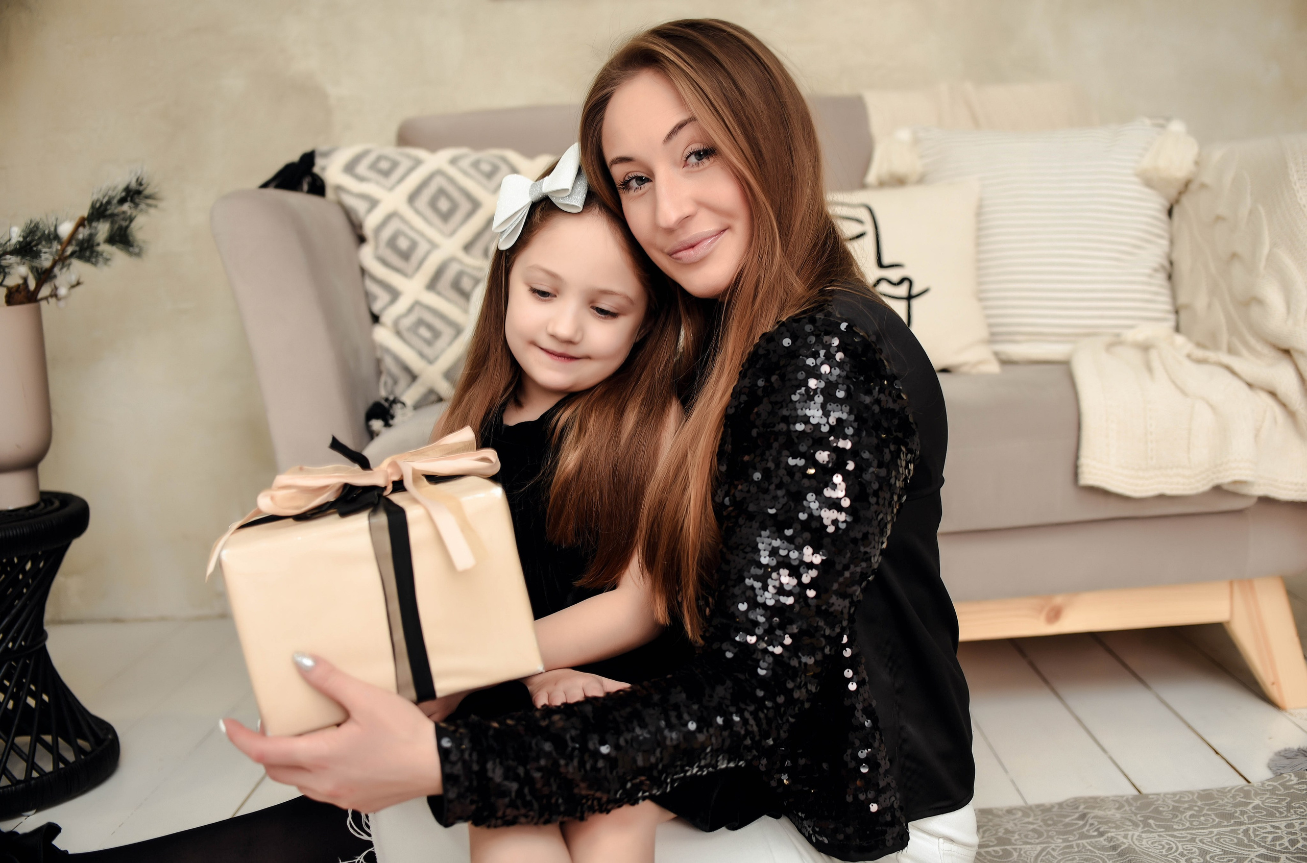 Новогодняя семейная. Свадебный, семейный, детский, контент фотограф в Омске Максим Ильин