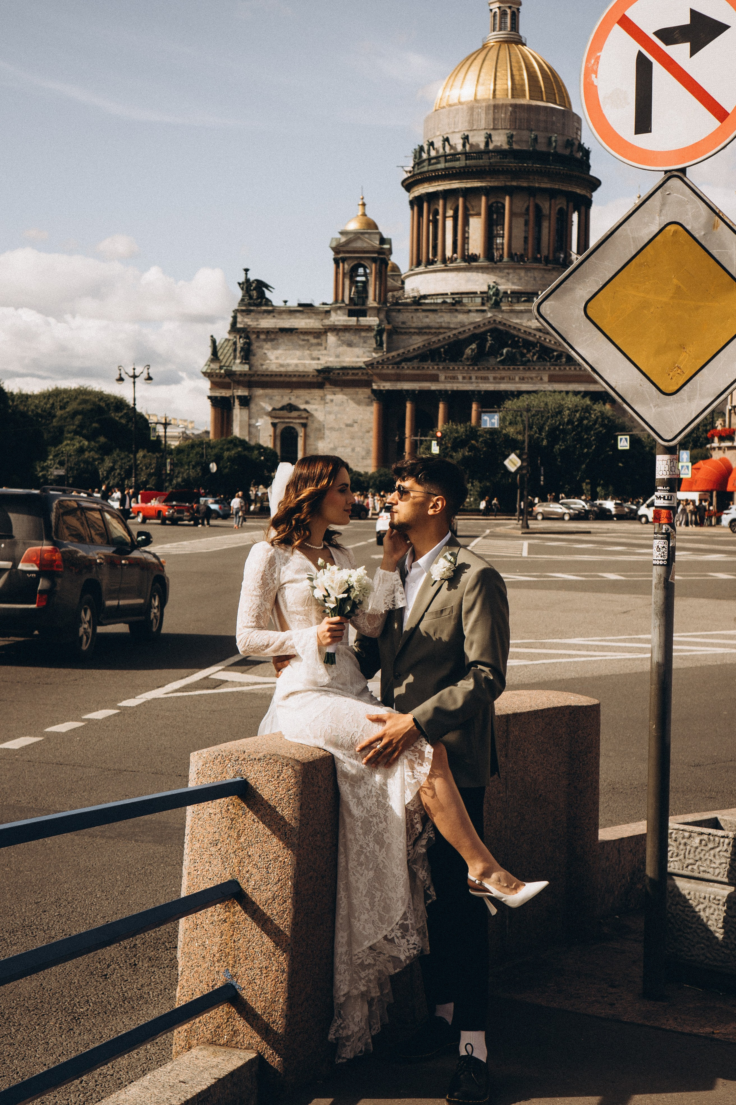 СВАДЕБНАЯ ПРОГУЛКА ВОЗЕ ИСАИКЕВСКОГО СОБОРА АСТОРИИ И ЗАКОНОДАЛЕТНОГО СОБРАНИЯ. Профессиональный фотограф, Санкт-Петербург — Виктория Богомолова