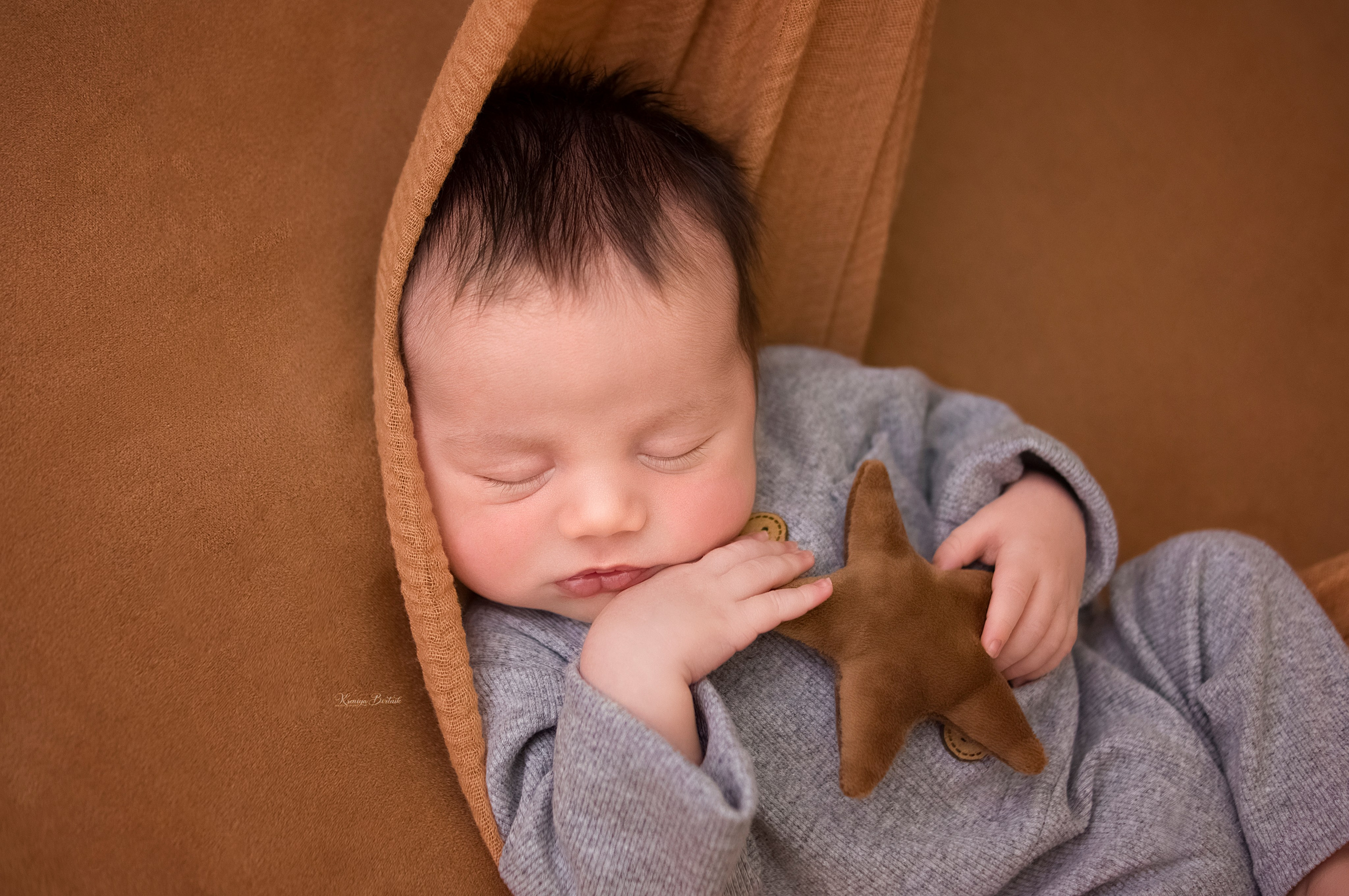 Съемка новорожденных. Профессиональный фотограф новорожденных Ксения Бортник
