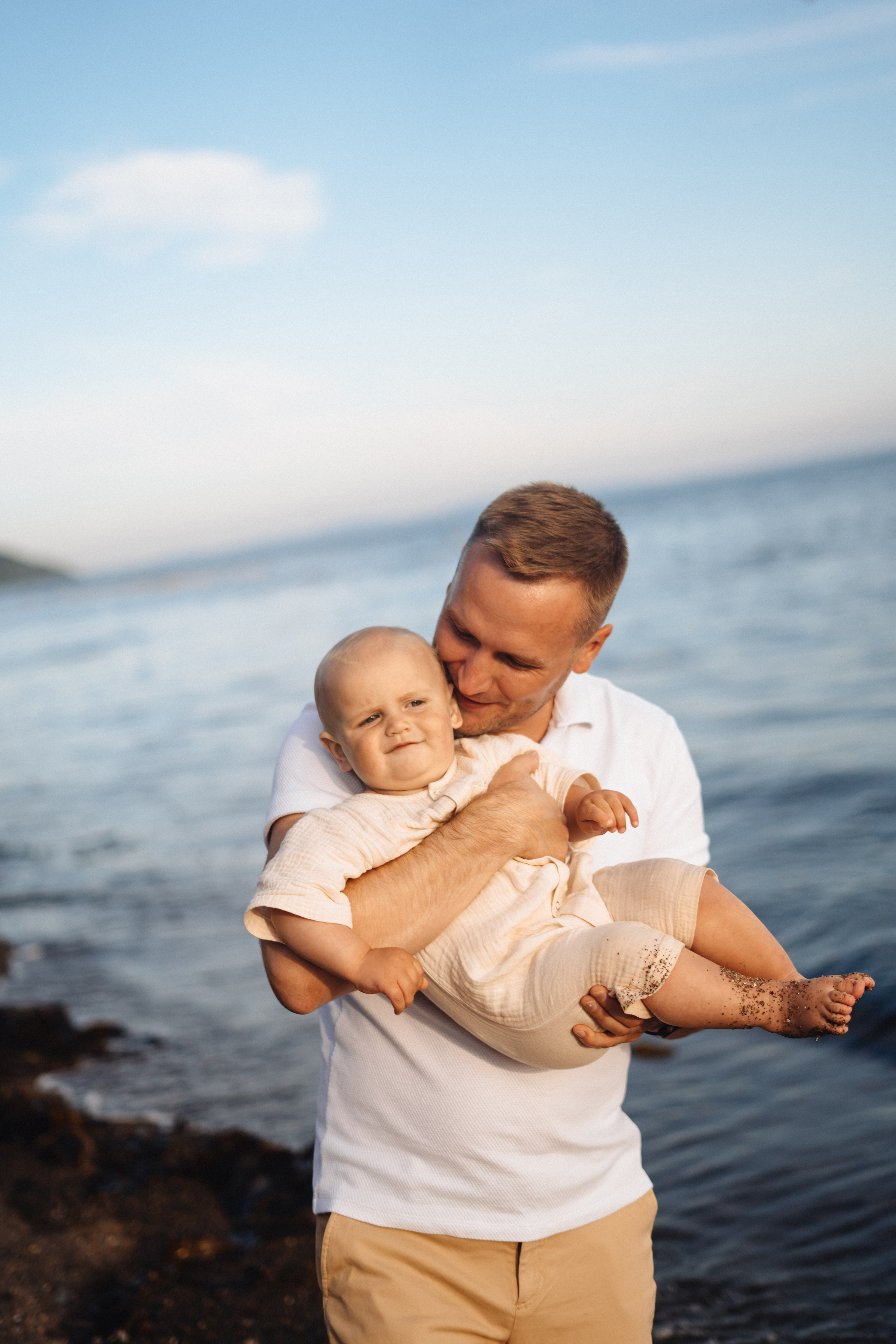 Семейная фотосессия на море сахалин. Фотограф сахалин