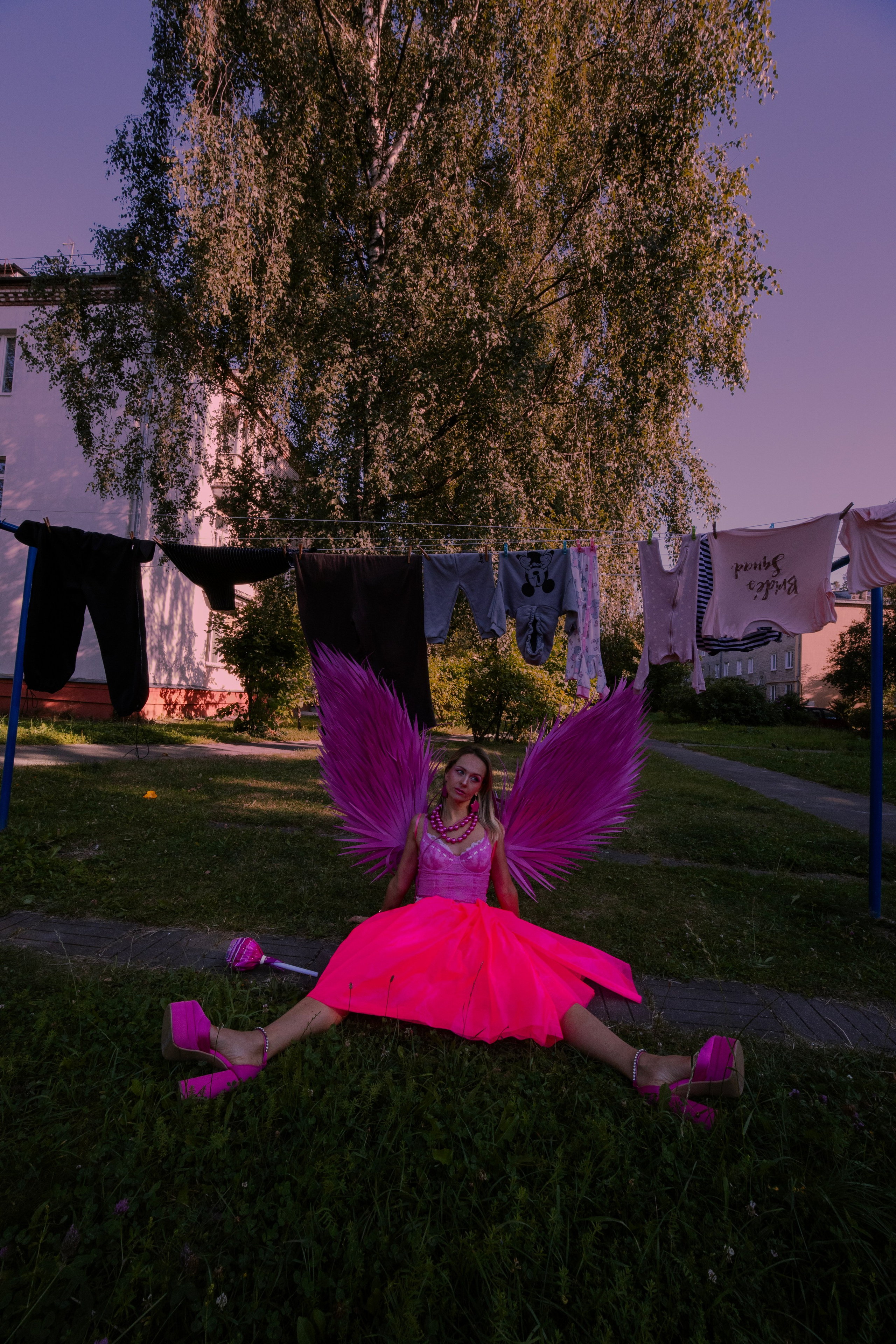 Двор под защитой самого яркого хранителя. Фотохудожница Лина Дрейк
