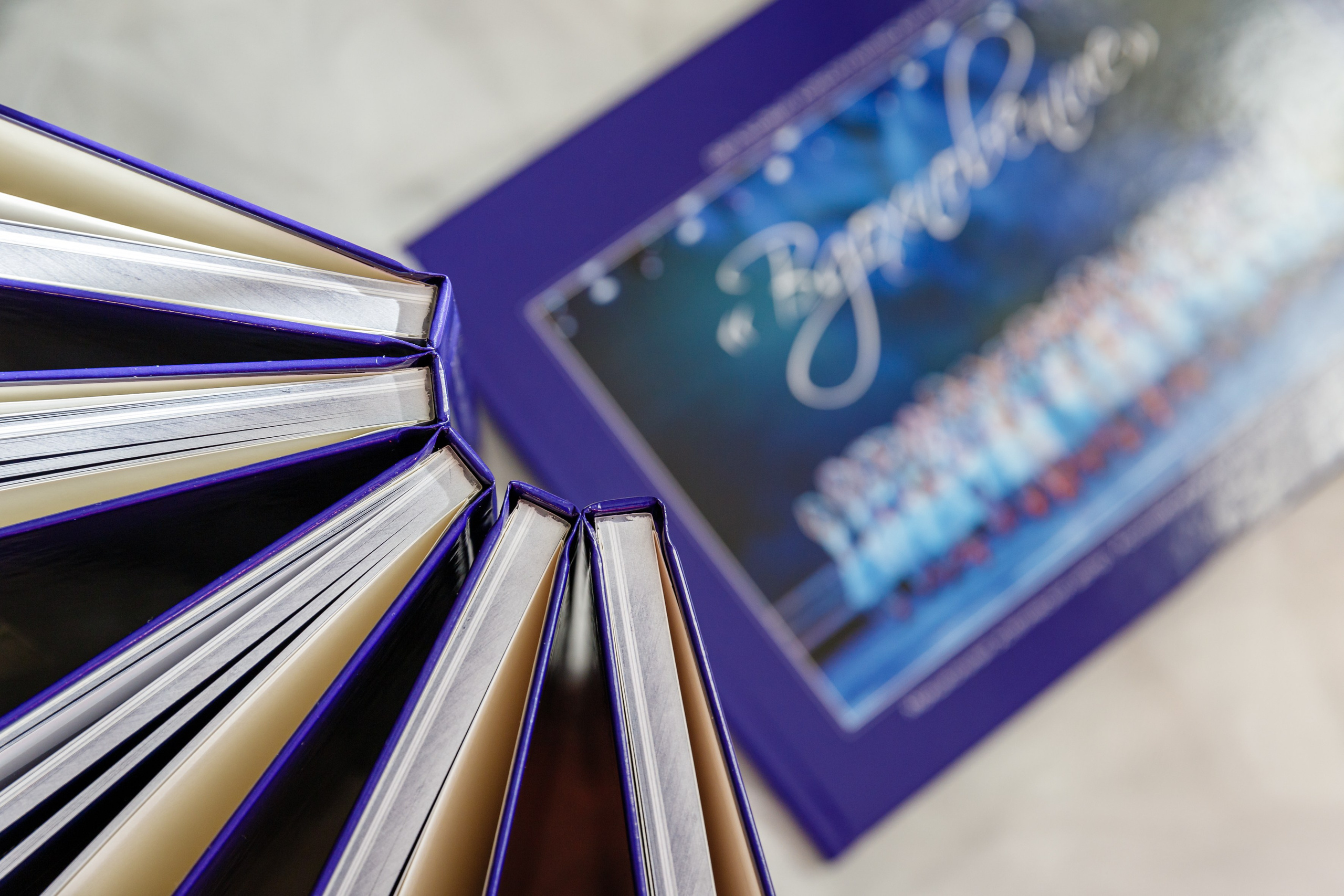 Фотокниги на заказ. Марина Ушакова. Фотограф. Выпускные альбомы. г. Краснодар