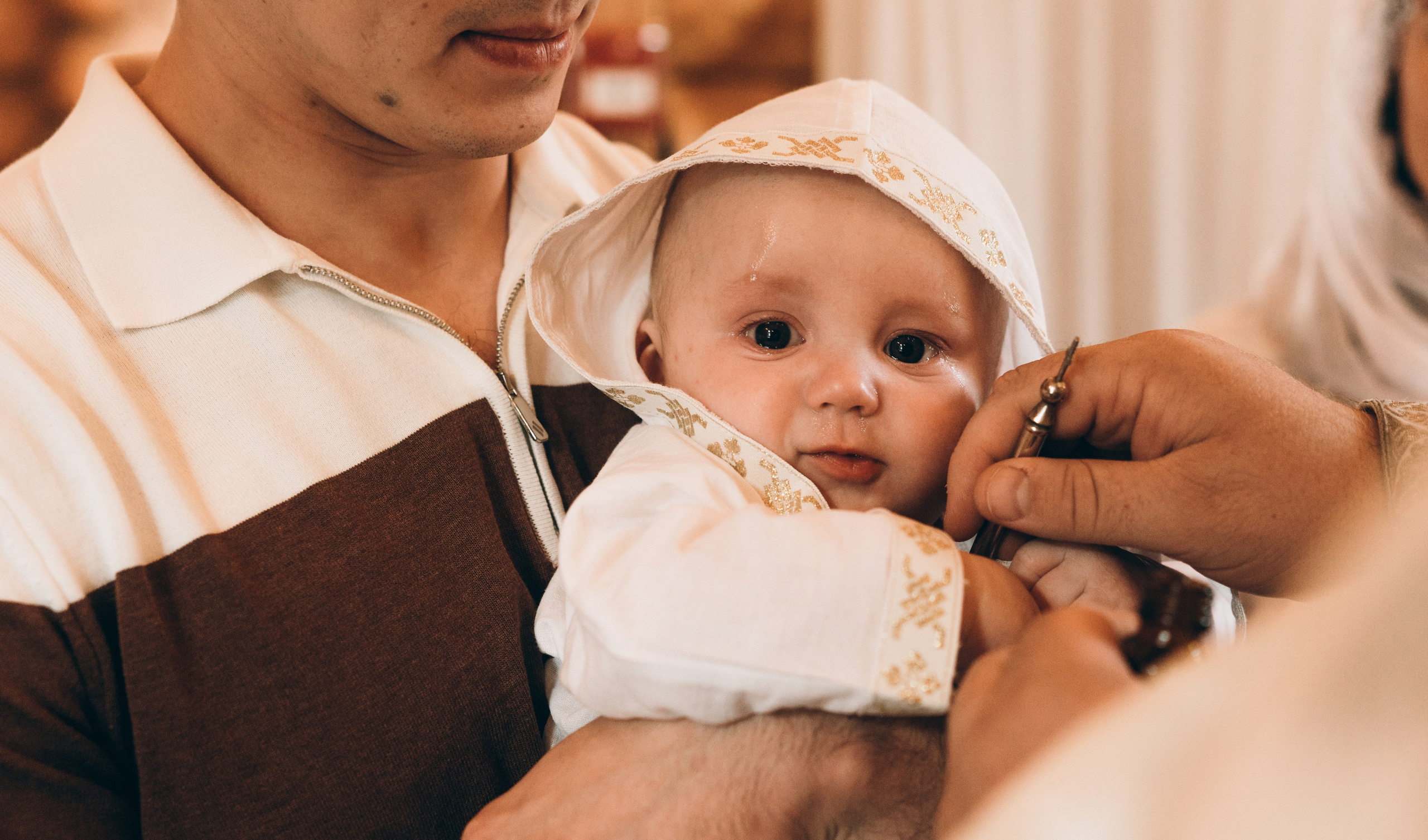 Таинство крещение в Москве. Семейный, ньюборн фотограф, фотограф на роды в Москве, Виктория Тюльдюкова