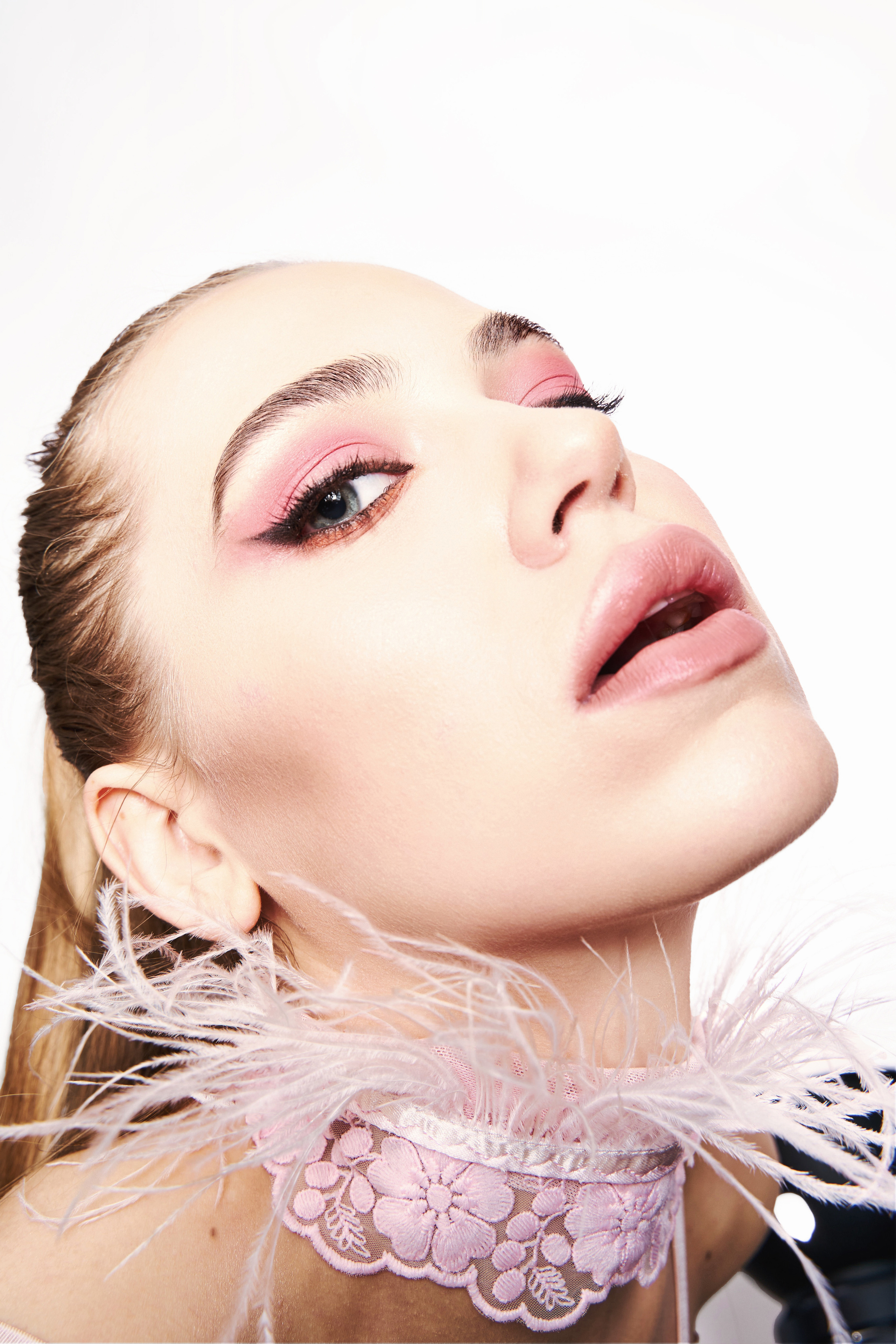 Женский портрет. Фотограф в Москве Михаил Елизарьев