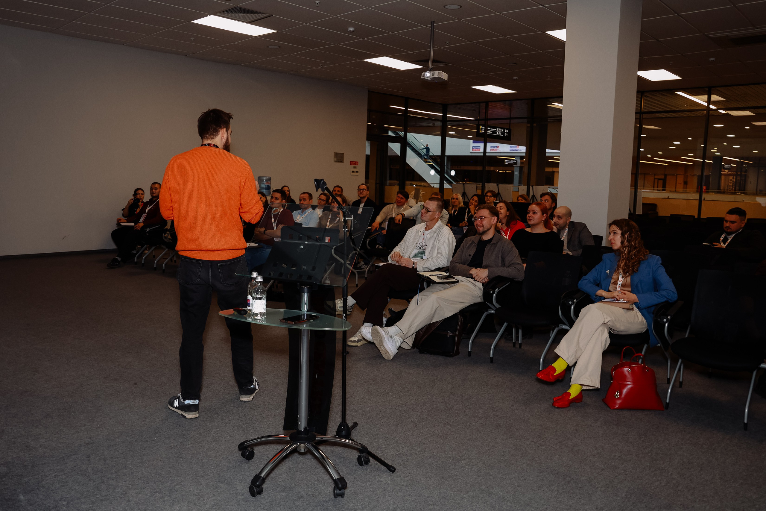 BUSNESS STANDUP с Оскаром Хартманном. Фотограф Юлия Мальцева