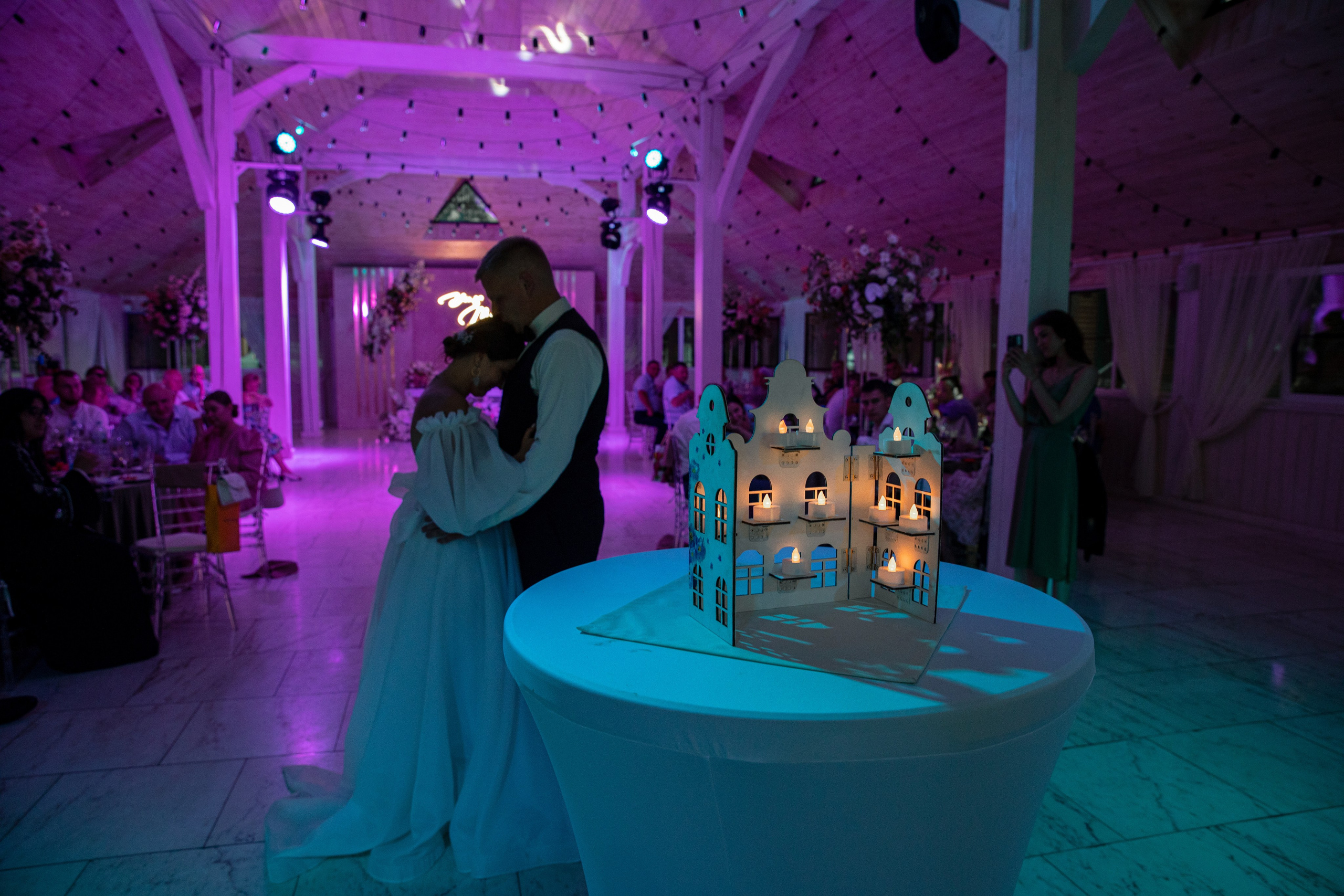 Стильная свадебная фотосессия Москва | Свадебный фотограф. Фотограф брендов и бизнеса в Москве Алексей Сентюрин