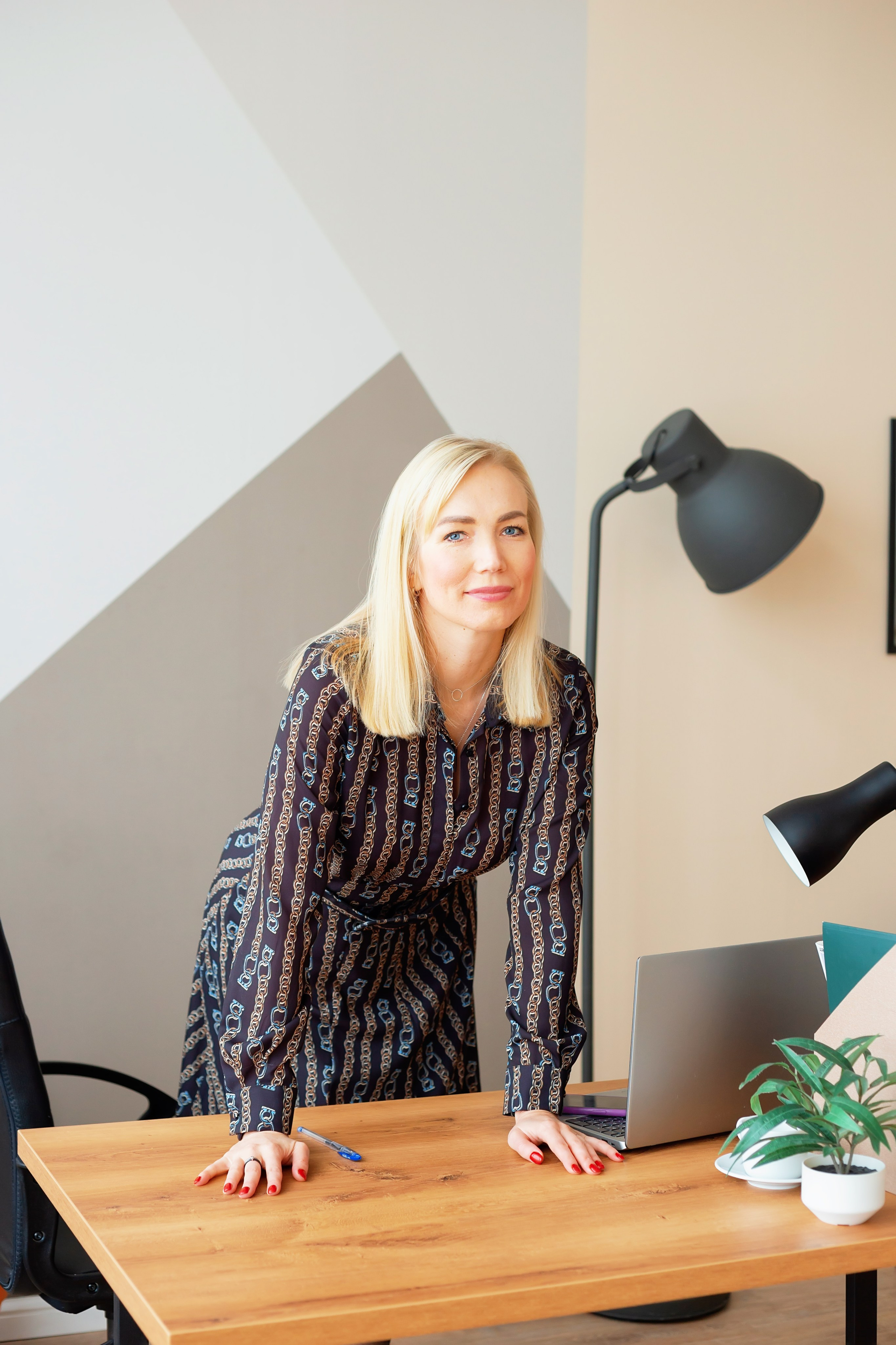 Портретная фотосъемка для HR руководителя в СПБ, Деловой образ для личного бренда. Портретные фотосессии, контент-съемки, репортаж