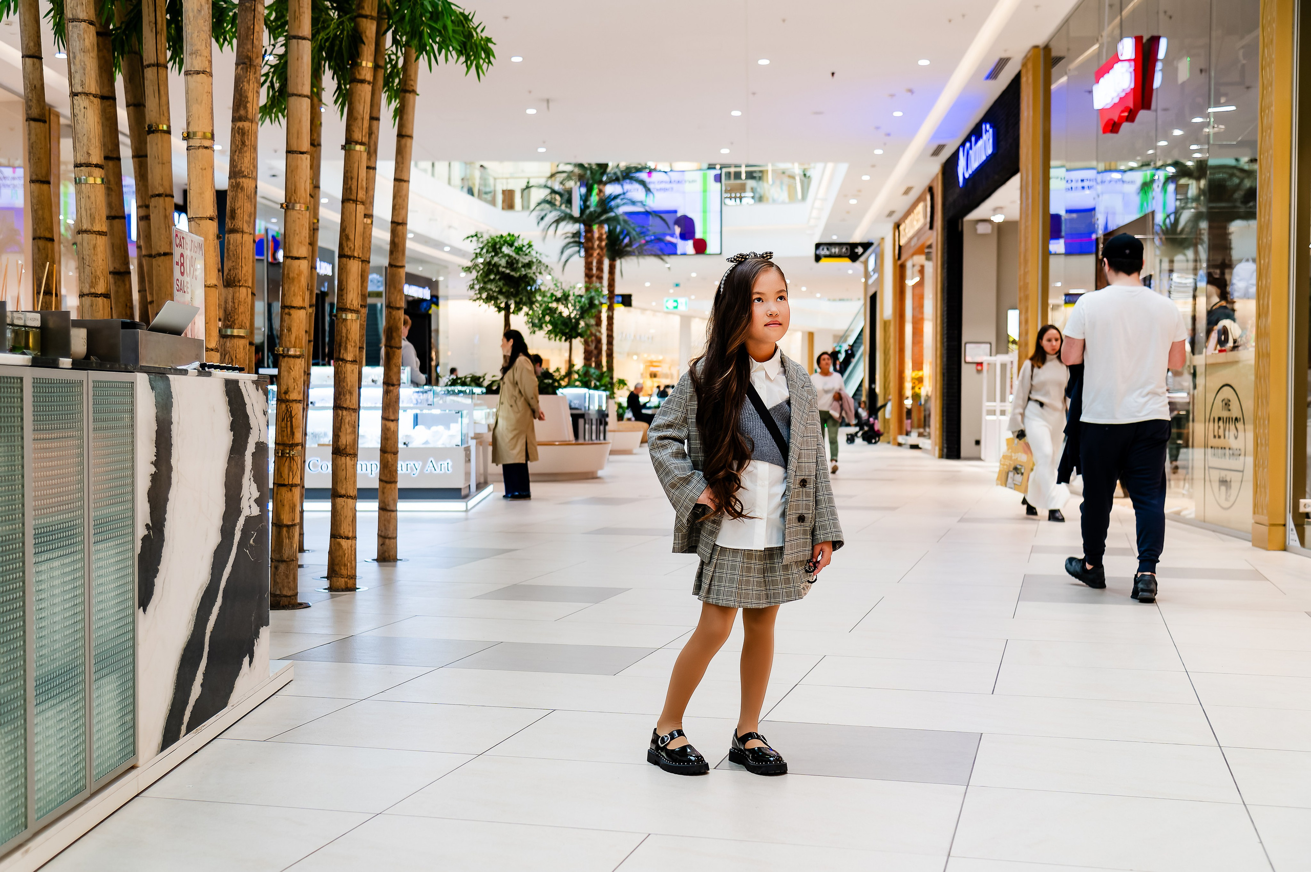 ТРЦ MEGA Silk Way. School Photographer In Astana Tabakova Natalya