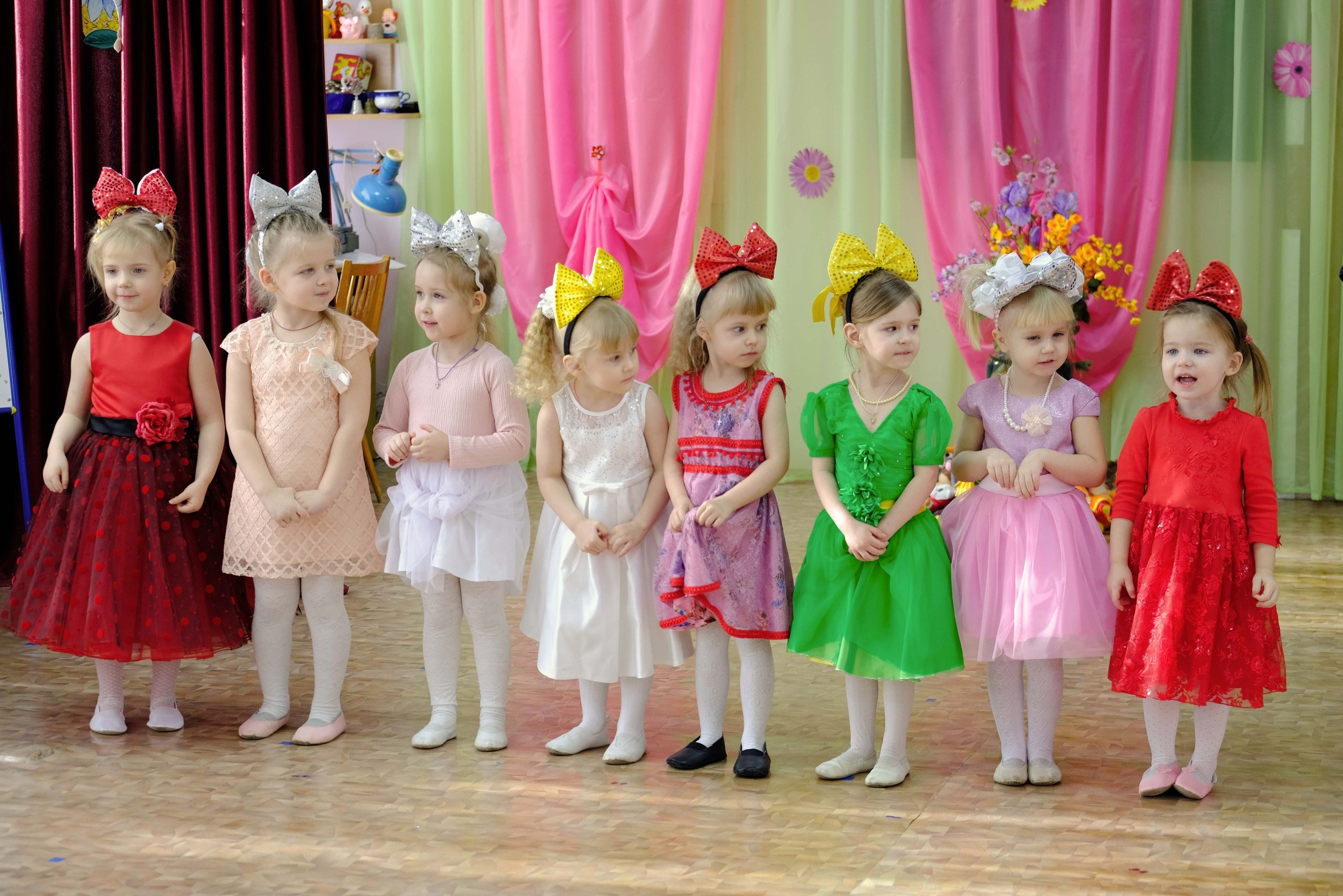 Детские праздники. Выпускные альбомы в Ярославле и Ярославской области Ярко Фото